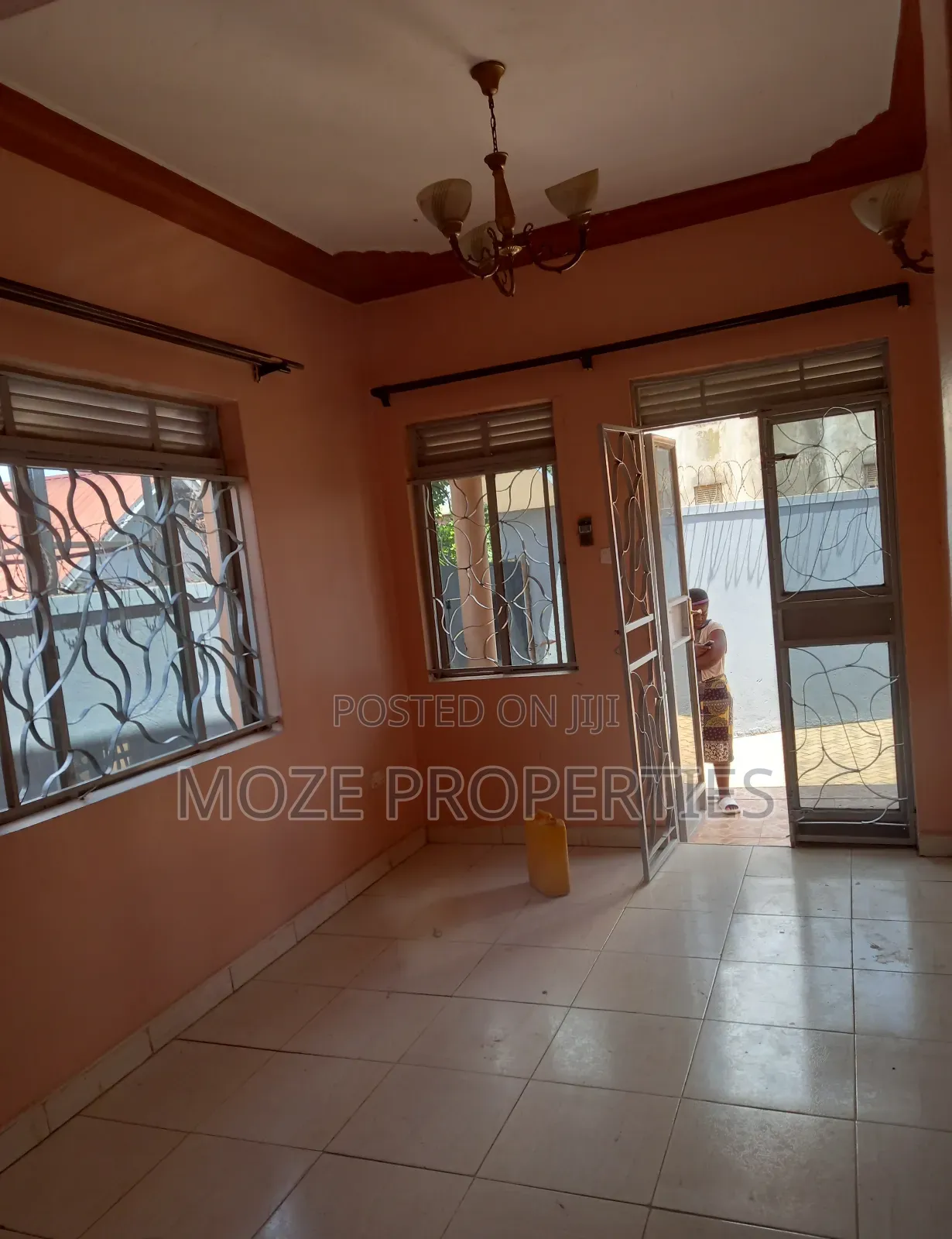 3bdrm Bungalow in Mbalwa Agenda., Central Division for rent in Central Division