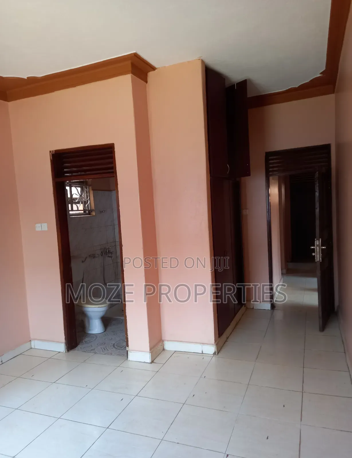 3bdrm Bungalow in Mbalwa Agenda., Central Division for rent in Central Division