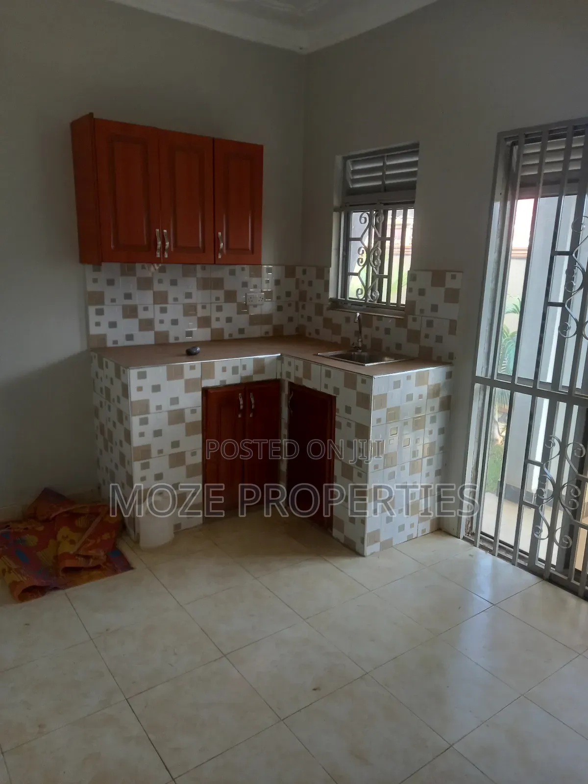1bdrm Bungalow in Kireka Mbalwa Estate, Central Division for rent in Central Division