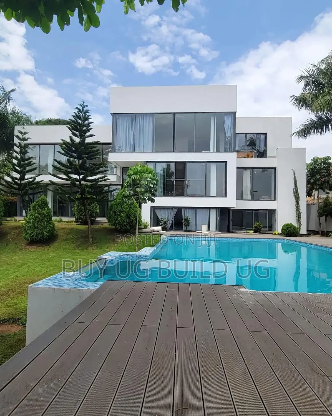 5bdrm Mansion in Munyonyo, Central Division for sale in Central Division