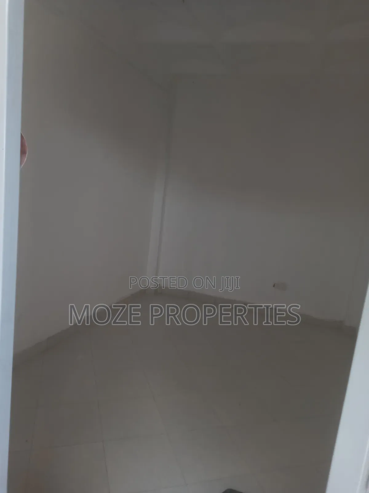 Kyaliwajala Shop for Rent. in Central Division
