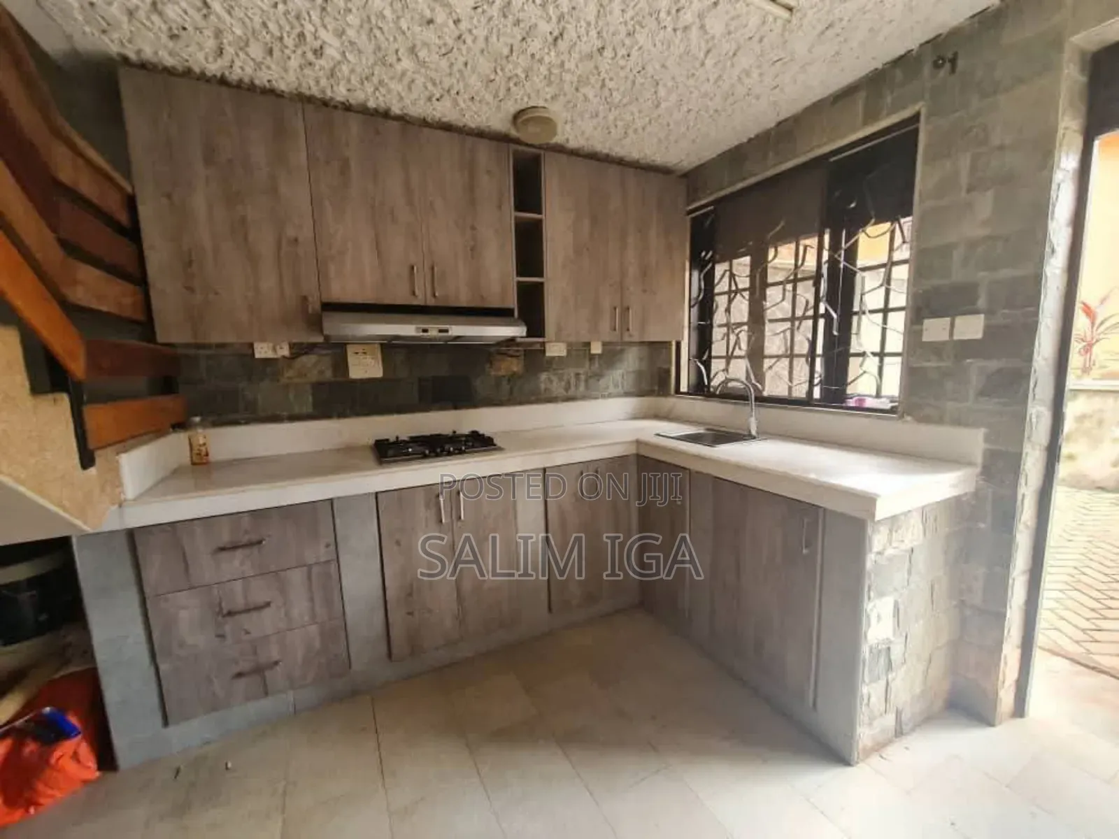 4bdrm Townhouse / Terrace in Kololo Property, Central Division in Central Division