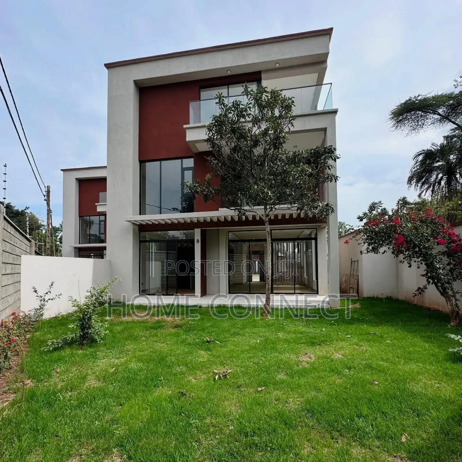 4bdrm Duplex in Muyenga Tank Hill, Central Division for rent in Central Division