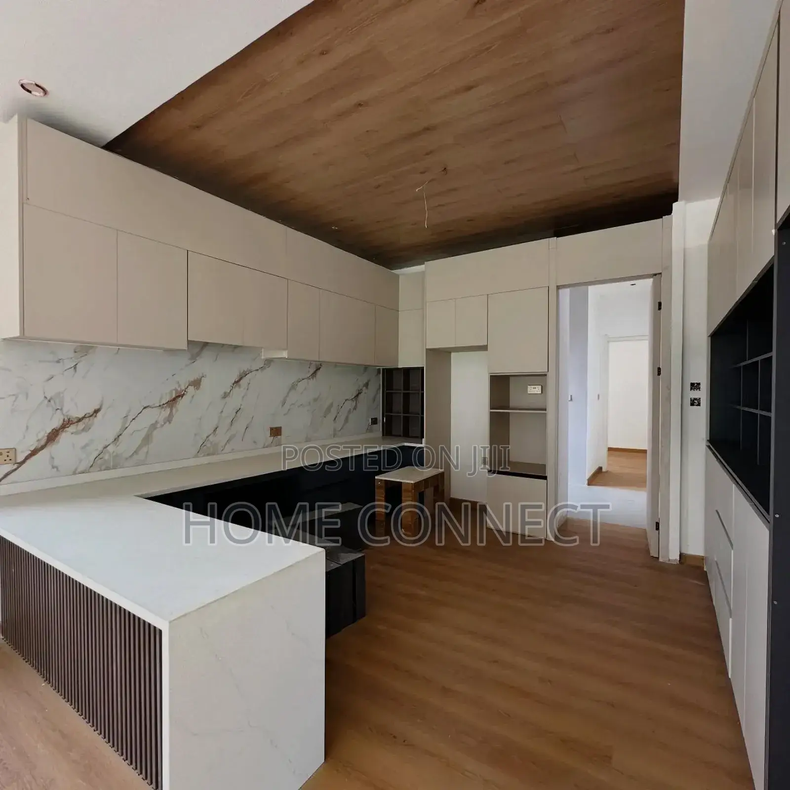 4bdrm Duplex in Muyenga Tank Hill, Central Division for rent in Central Division