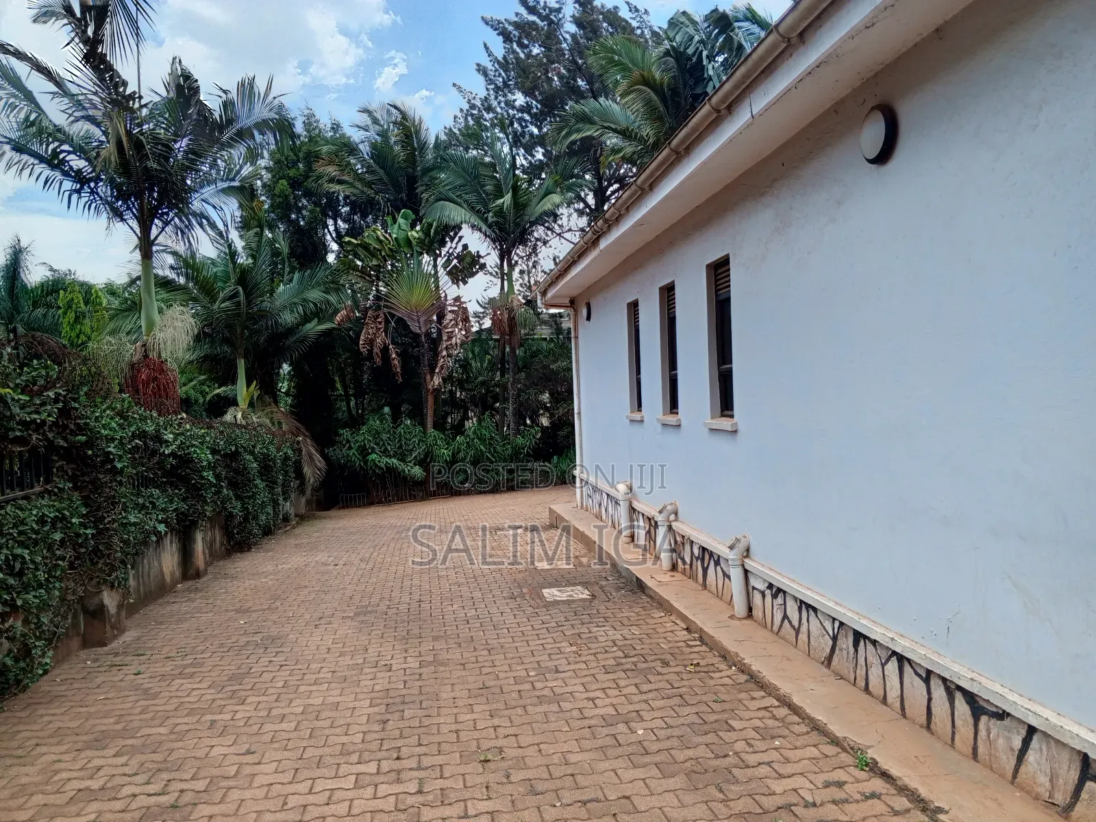 3bdrm Chalet in Kololo Property, Central Division for rent in Central Division