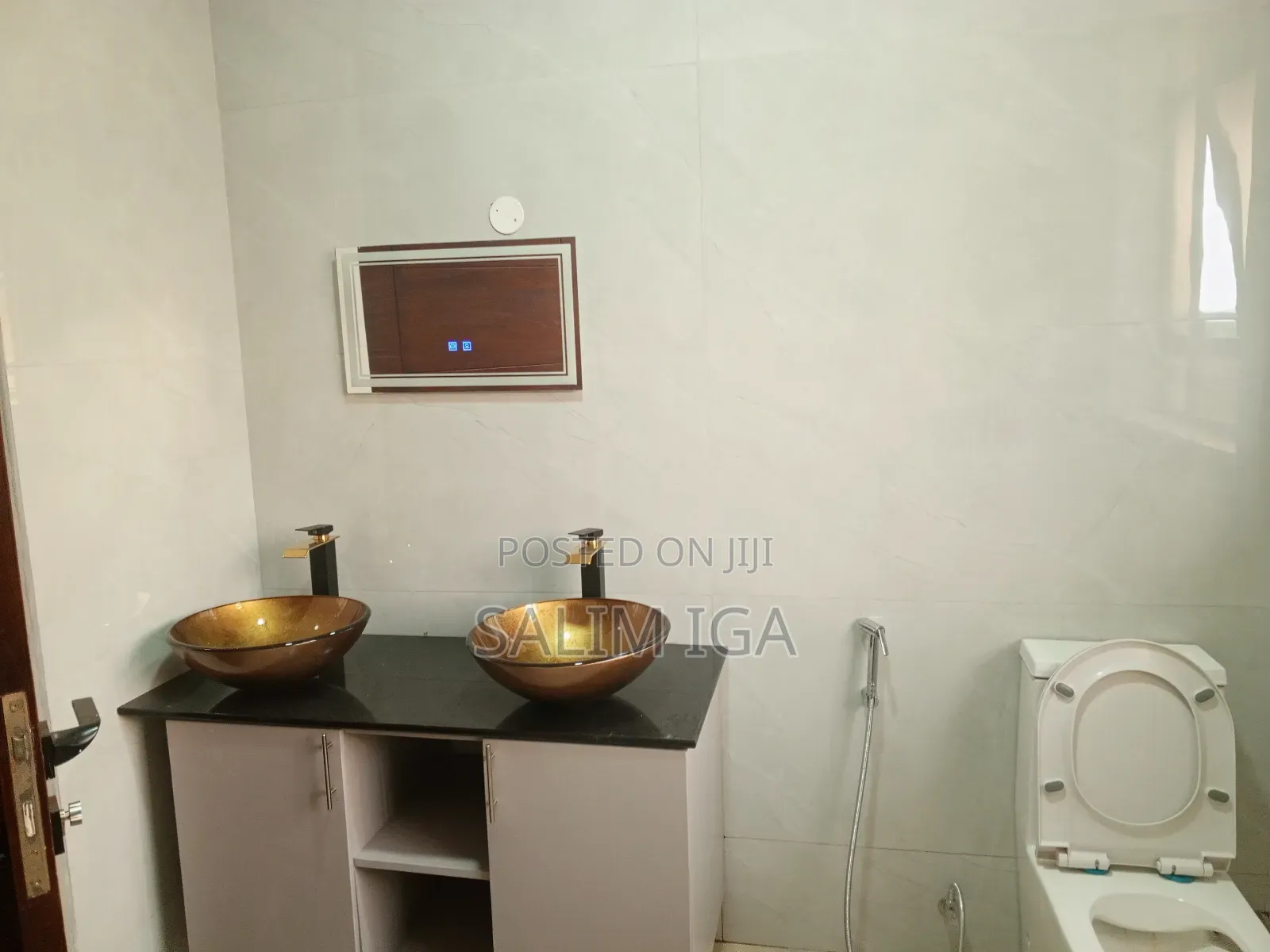 Furnished 3bdrm Townhouse / Terrace for rent in Central Division