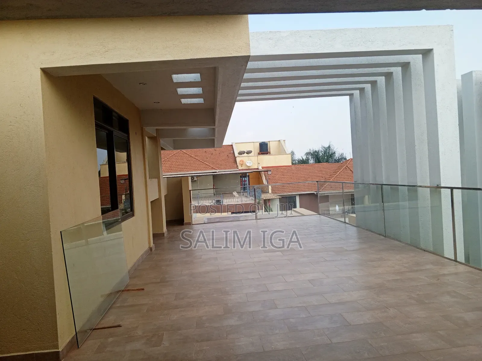 Furnished 3bdrm Townhouse / Terrace for rent in Central Division