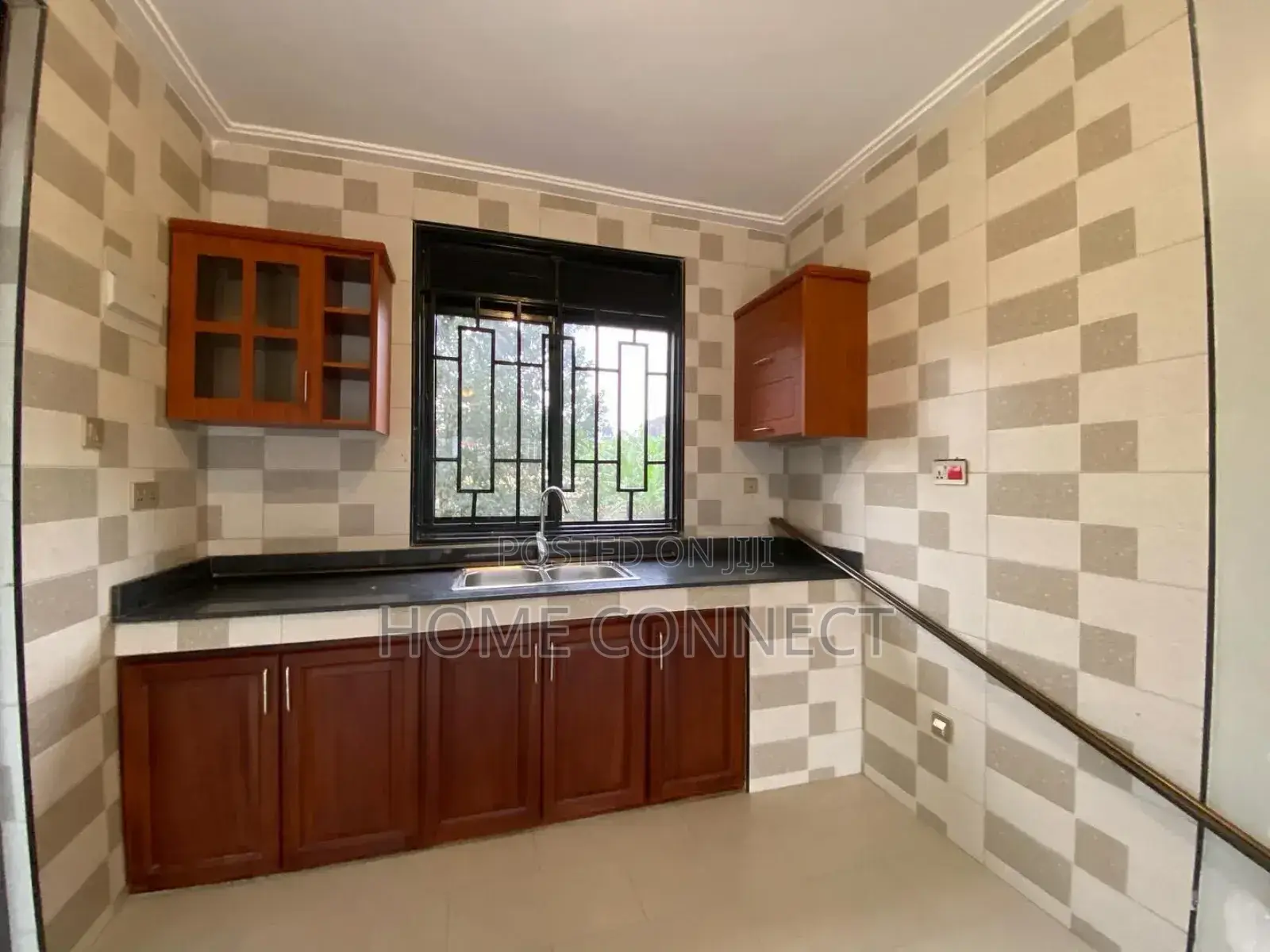 2bdrm Apartment in Kyebando, Central Division for rent in Central Division