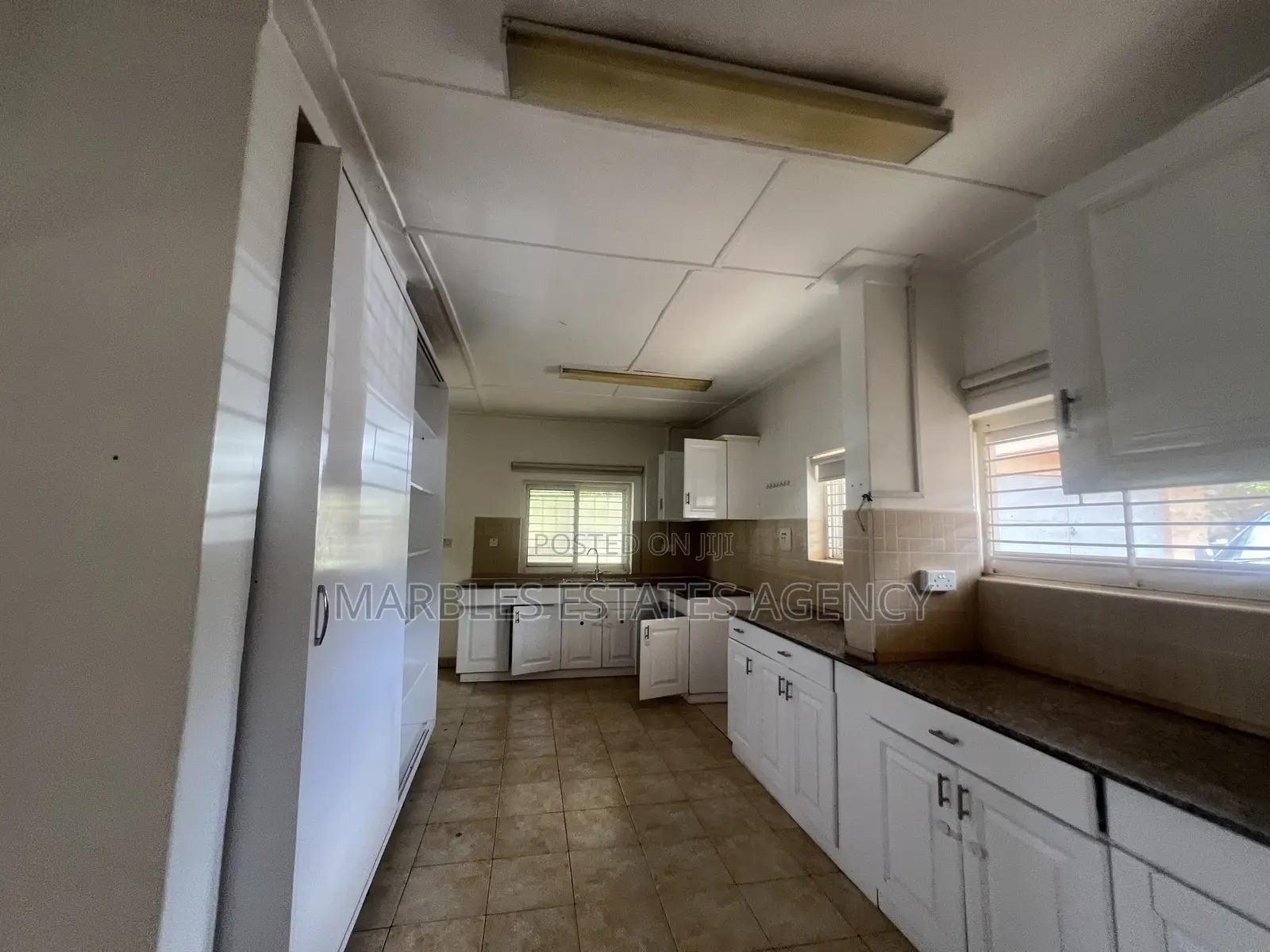3bdrm Bungalow in Muyenga, Central Division for rent in Central Division