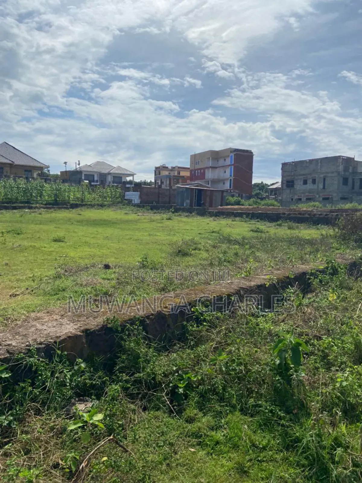 2acres of Land on Sale in Nkumba Entebbe Road in Katabi