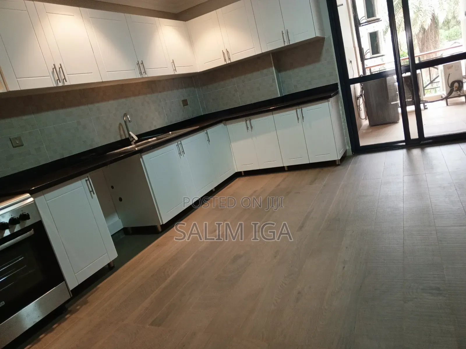 Furnished 5bdrm Penthouse in Kololo Property, Central Division in Central Division