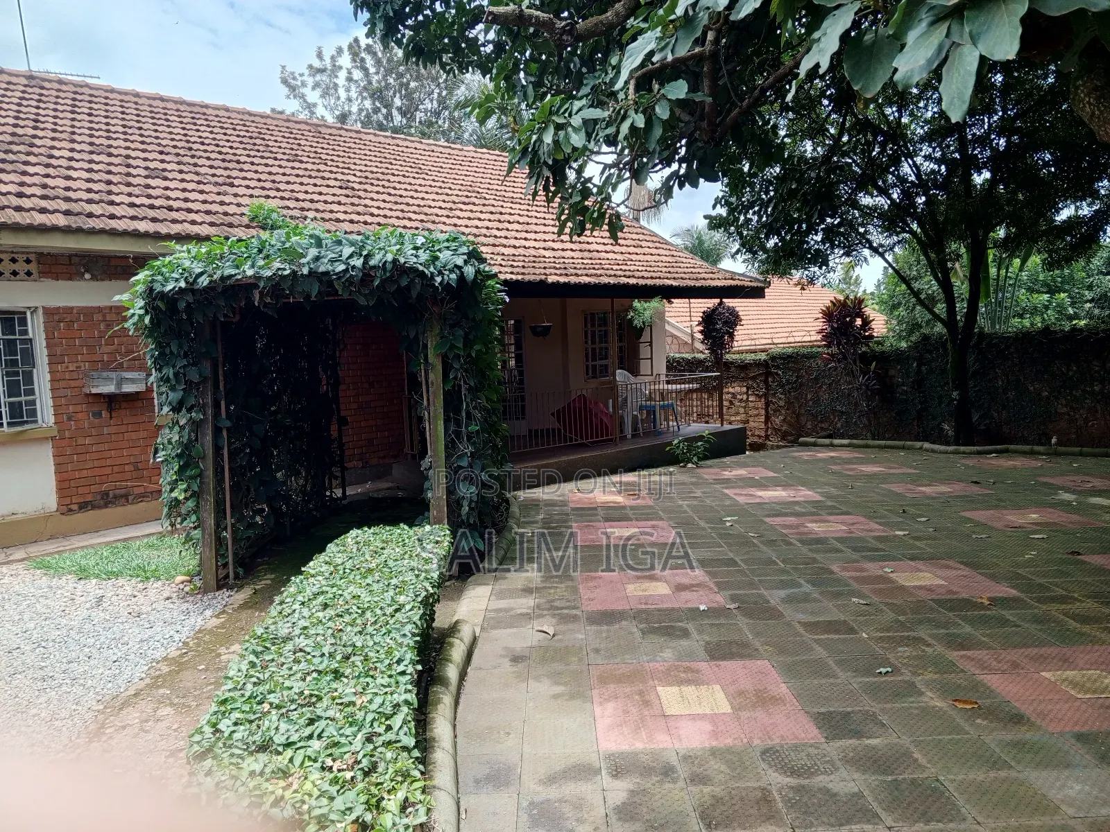 3bdrm Bungalow in Kololo Property, Central Division for rent in Central Division
