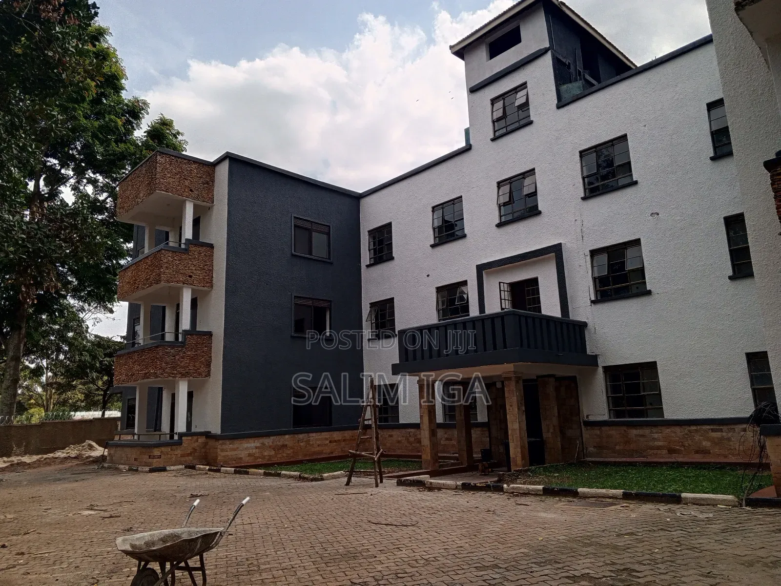 2bdrm Block of Flats in Kololo Property, Central Division for rent in Central Division