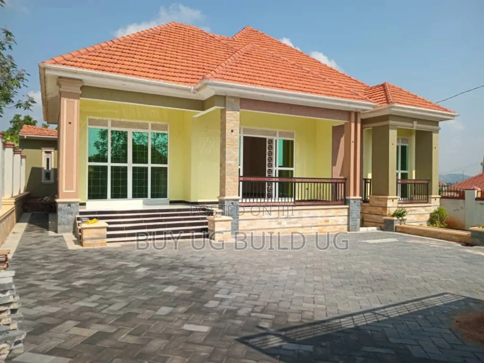 4bdrm Bungalow in Bwebajja Entebbe, Division B for sale in Division B