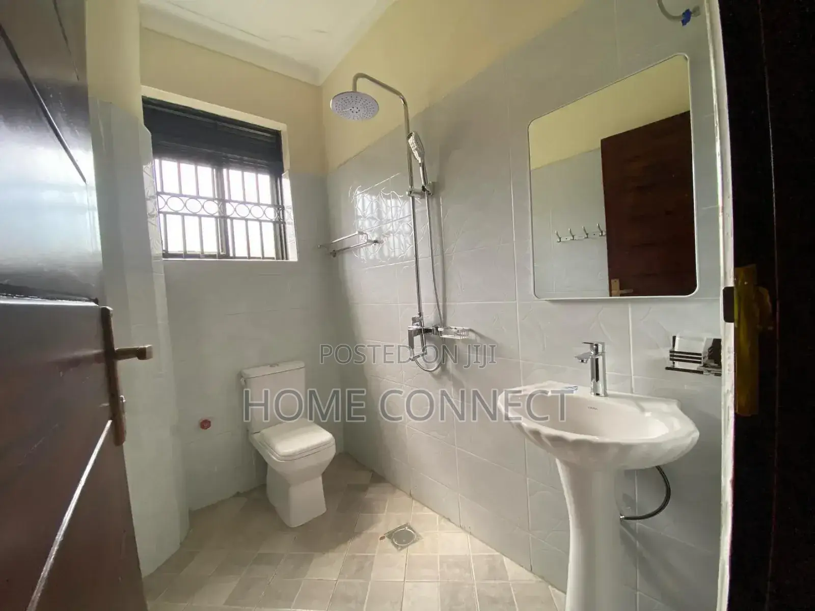 2bdrm Apartment in Kyaliwajala, Central Division for rent in Central Division