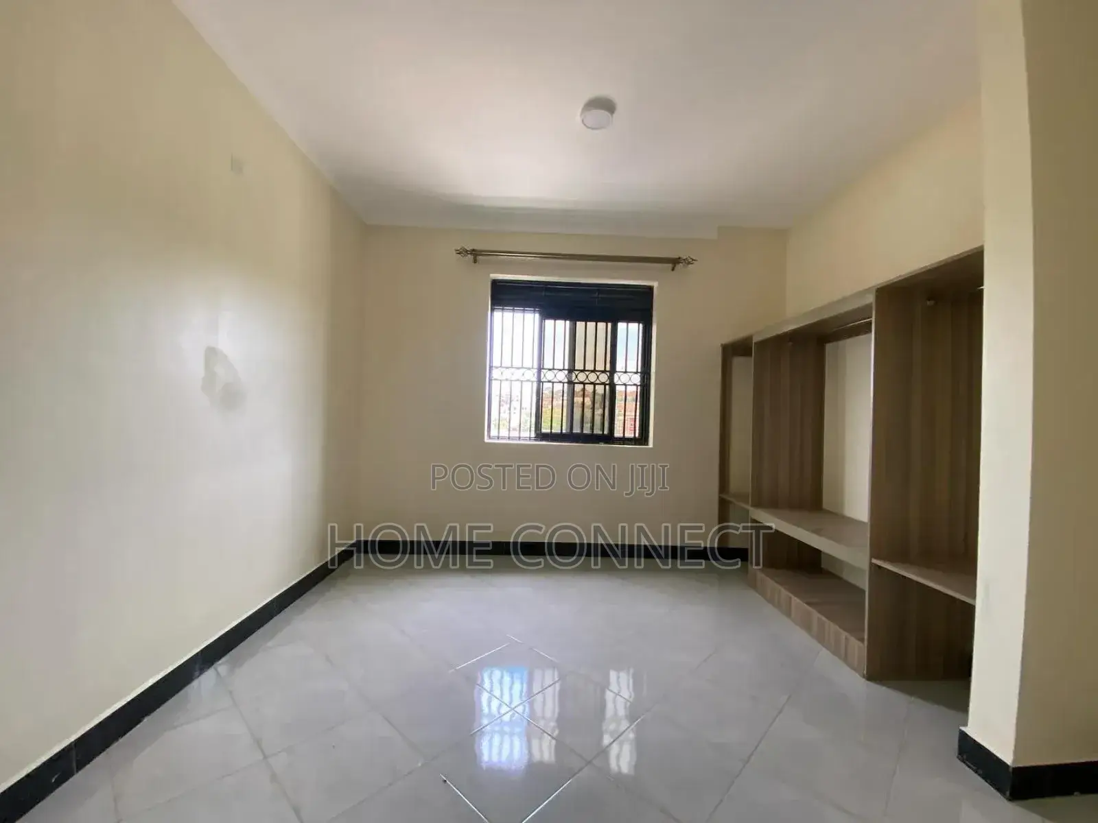 2bdrm Apartment in Kyaliwajala, Central Division for rent in Central Division