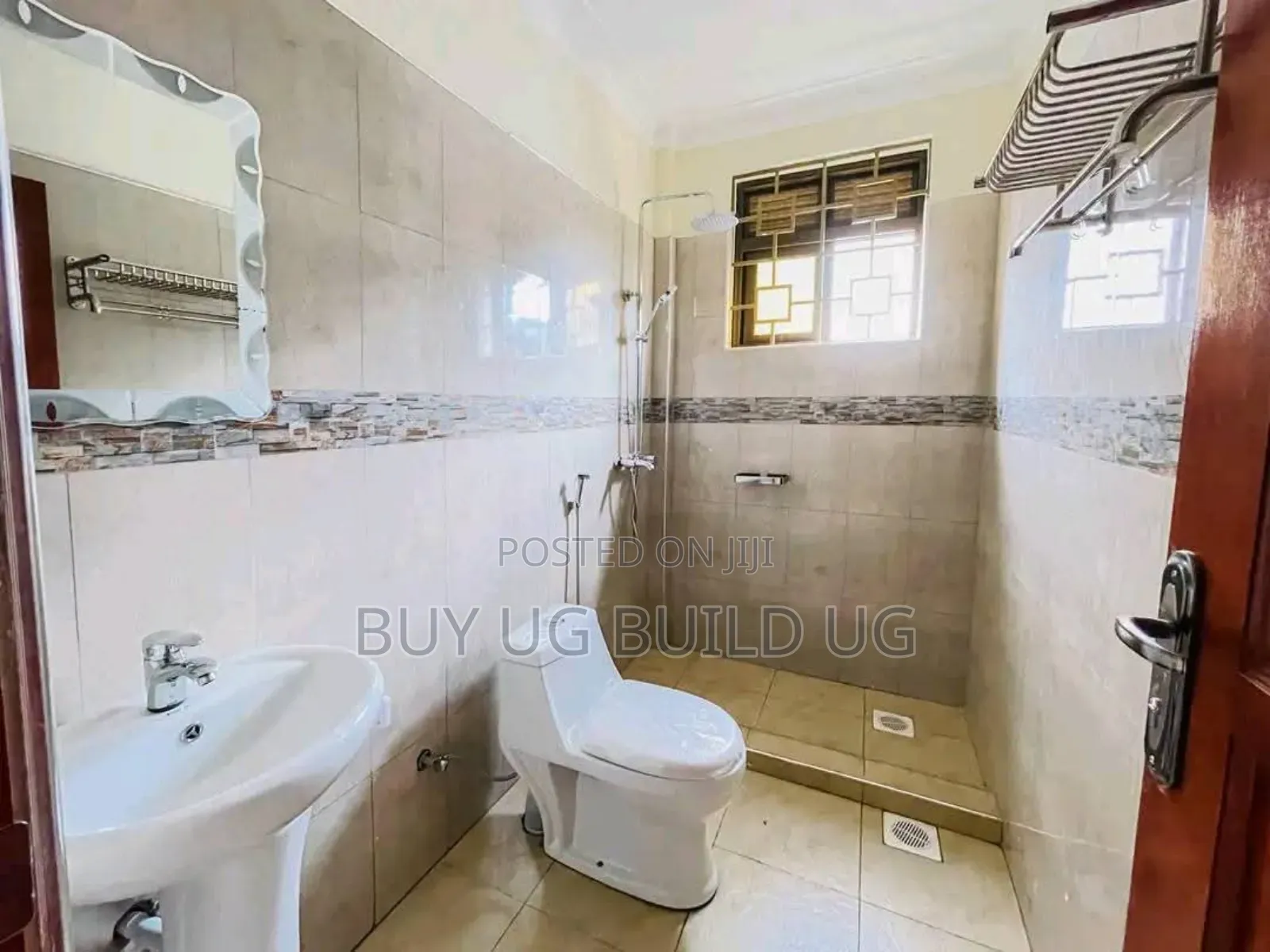 3bdrm Apartment in Kyaliwajjala Town, Central Division for rent in Central Division