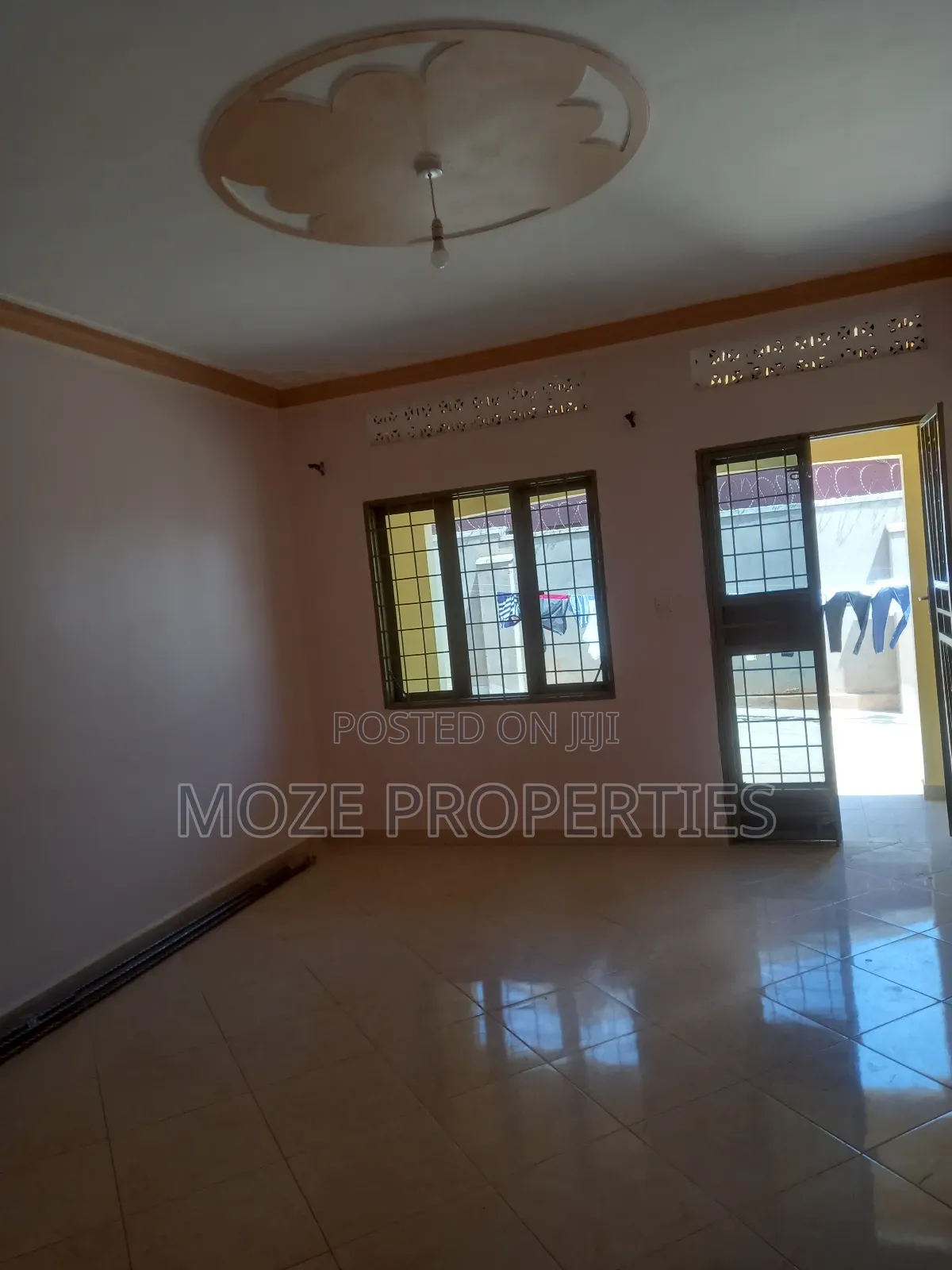 2bdrm Bungalow in Bweyogerere, Central Division for rent in Central Division