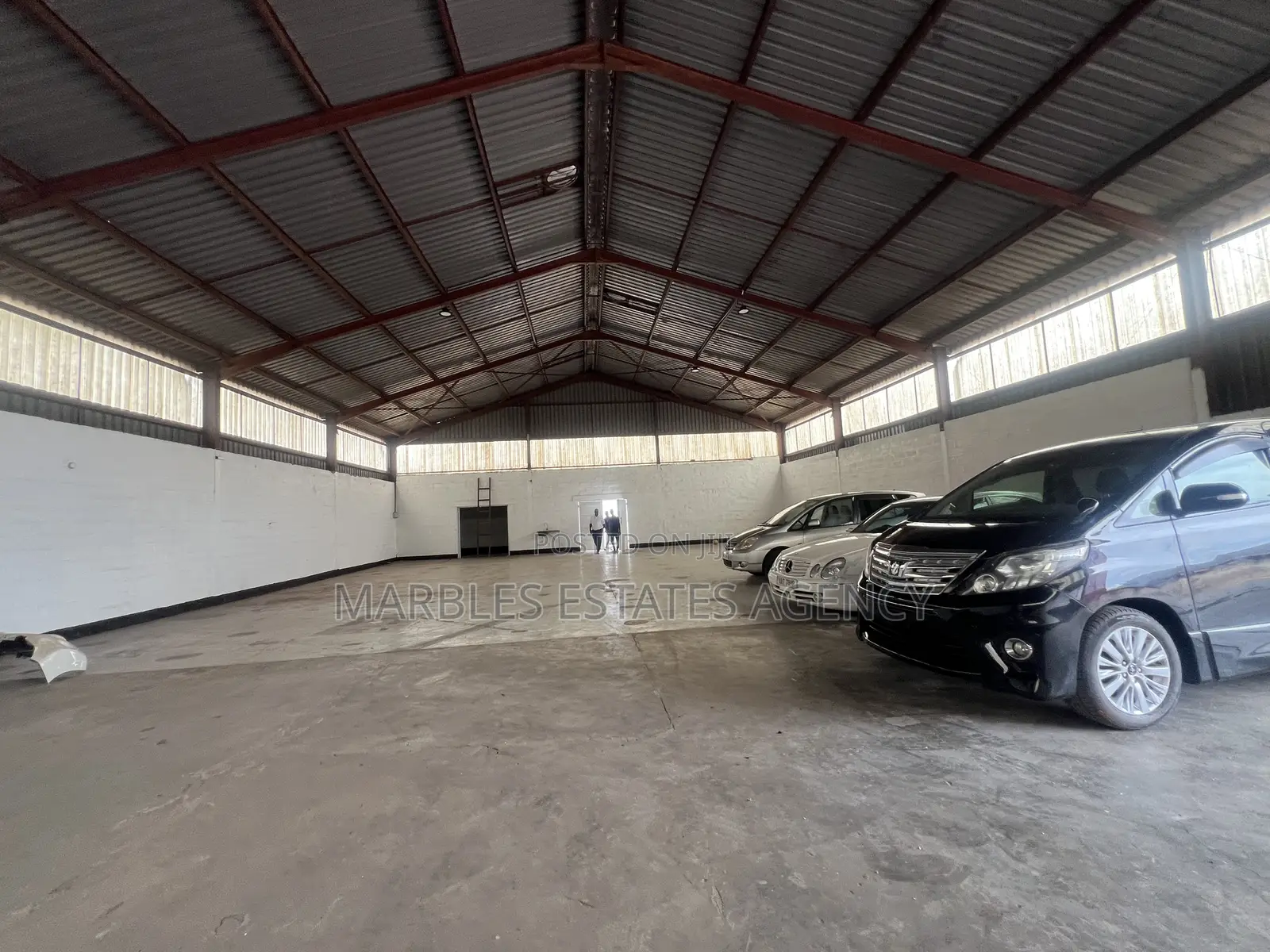 Stand-Alone Warehouse for Rent in Kansanga, 600 SQMS in Central Division