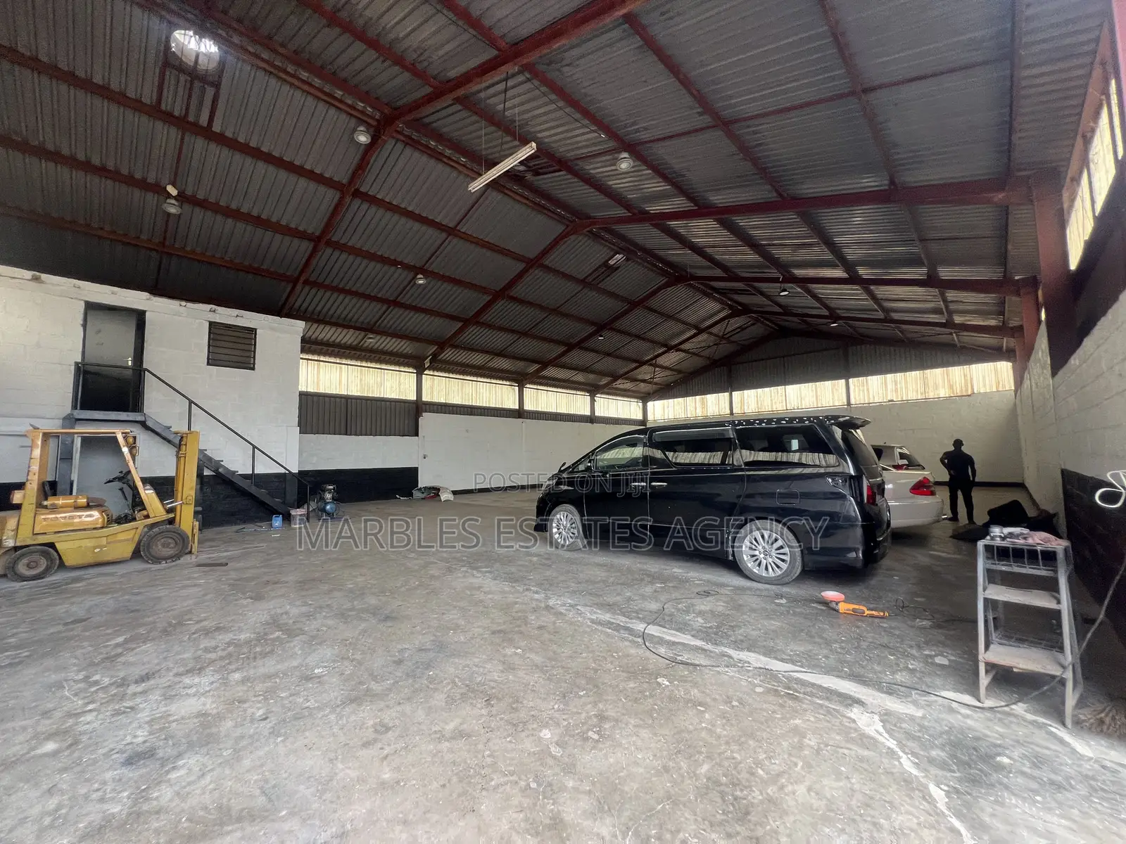 Stand-Alone Warehouse for Rent in Kansanga, 600 SQMS in Central Division