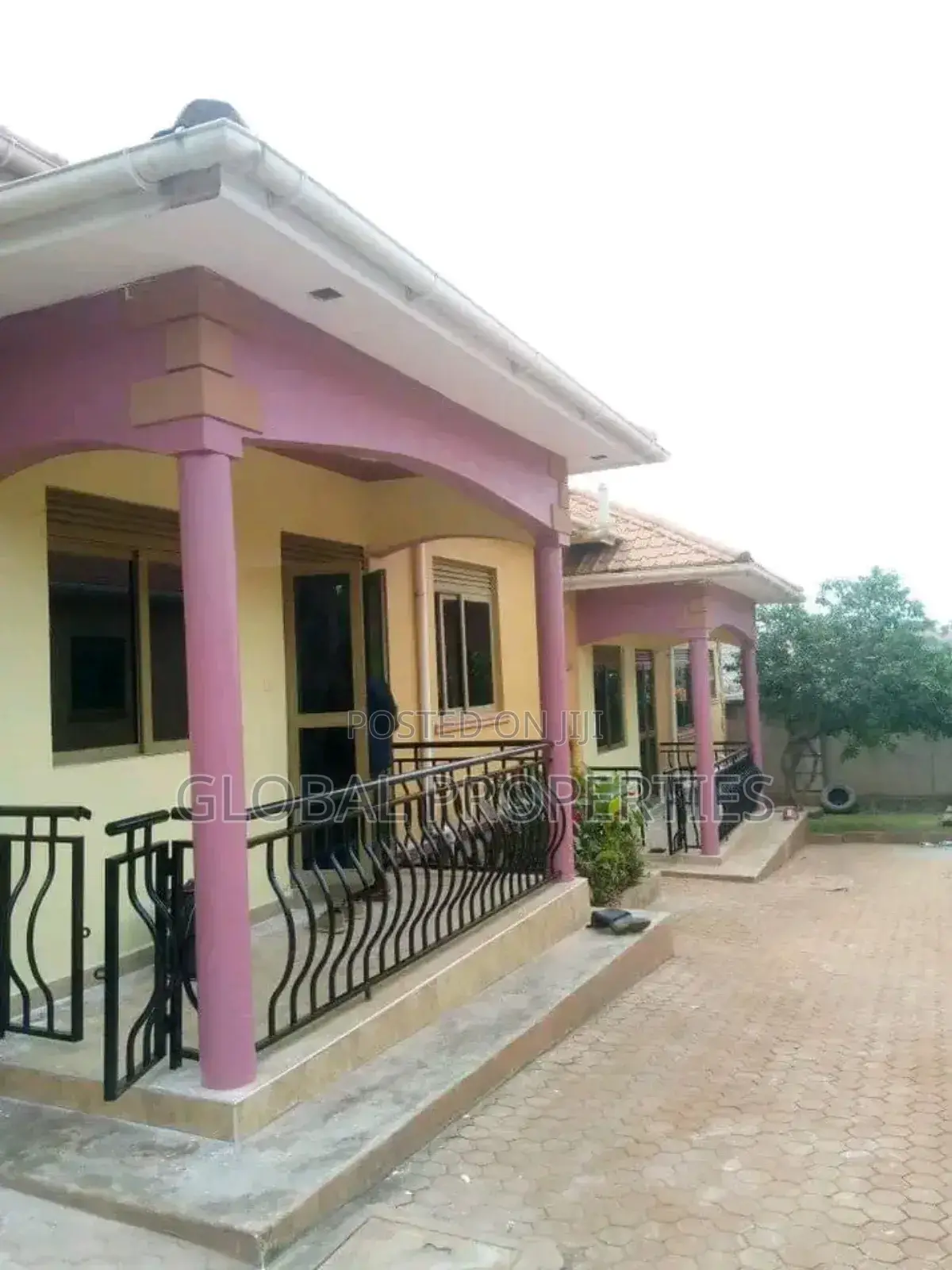 2bdrm Bungalow in Kamuli Rd, Central Division for rent in Central Division