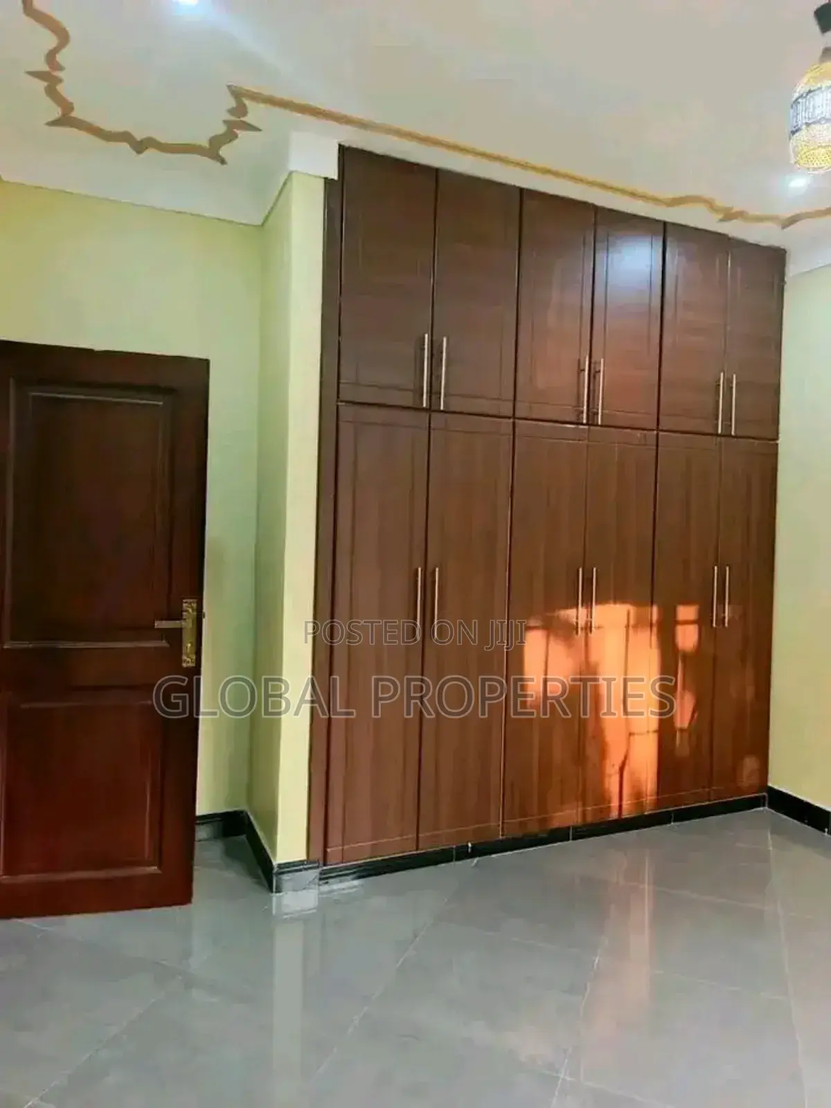2bdrm Bungalow in Kamuli Rd, Central Division for rent in Central Division