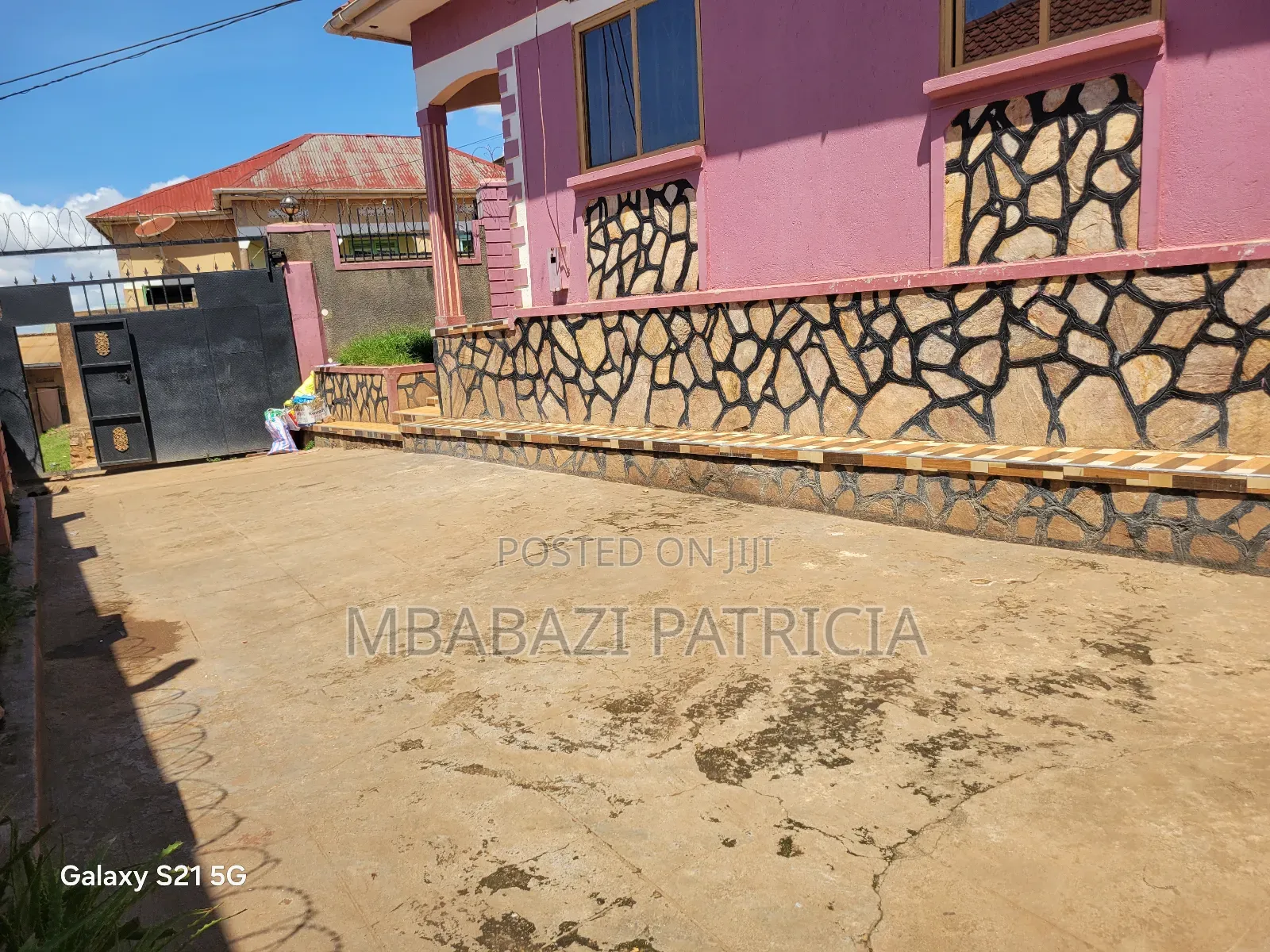 3bdrm House in Lugoba Kazo, Kawempe for rent in Kawempe