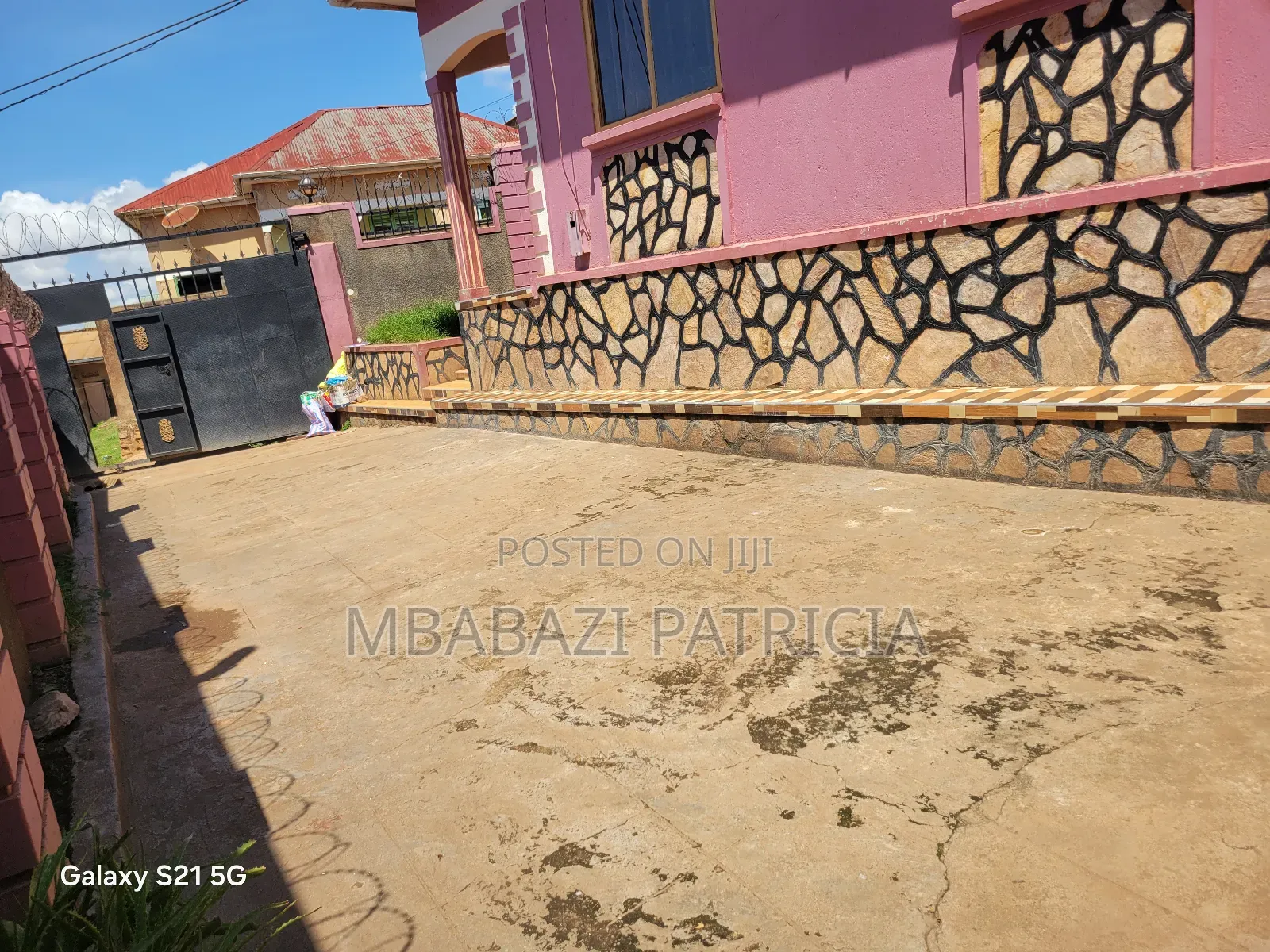 3bdrm House in Lugoba Kazo, Kawempe for rent in Kawempe