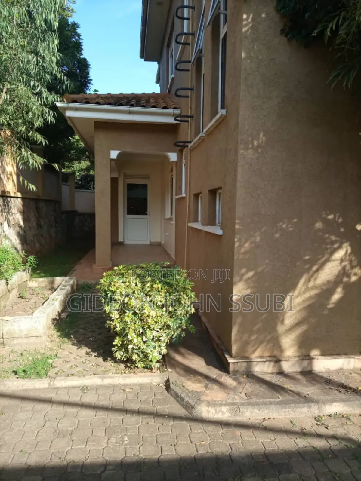 5bdrm Mansion in Muyenga, Central Division for sale in Central Division