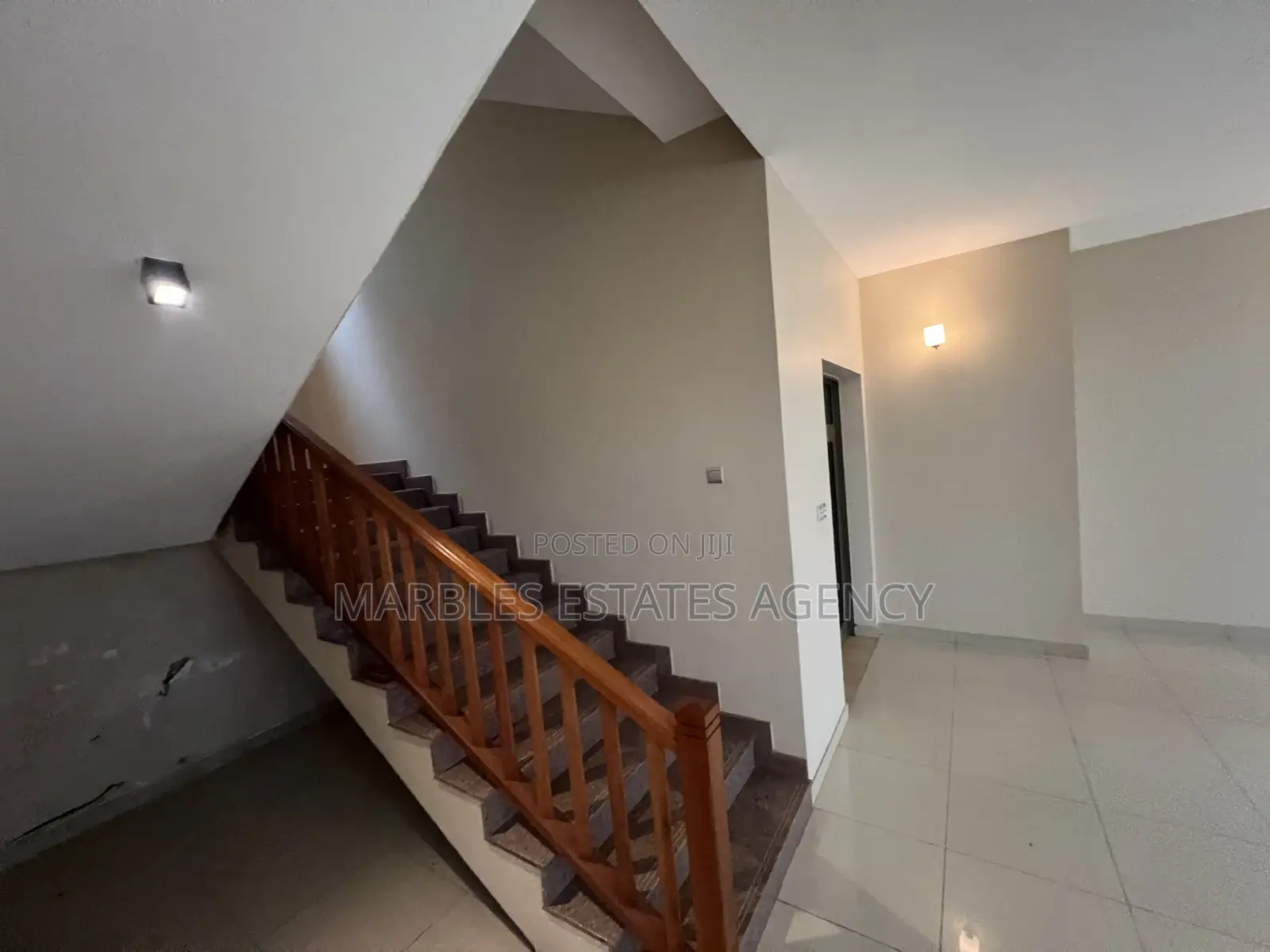 9bdrm House in Mbuya, Central Division for rent in Central Division
