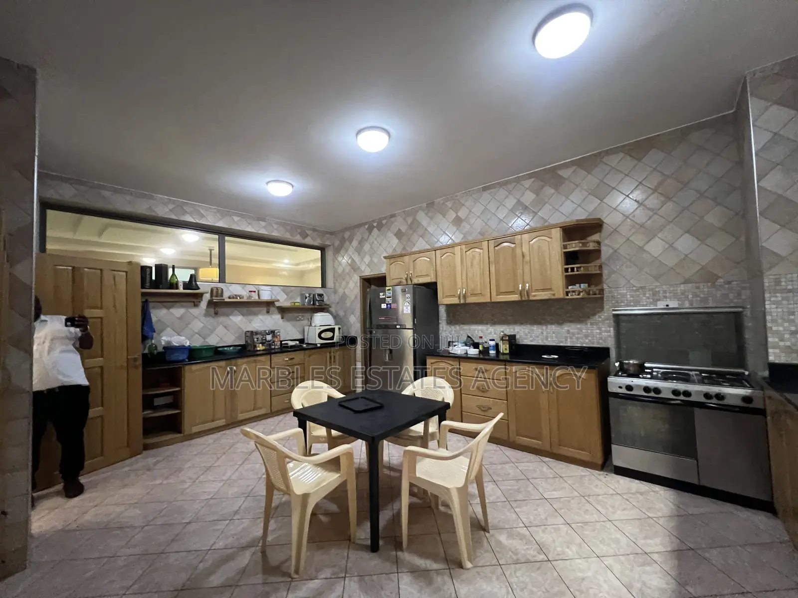 9bdrm House in Mbuya, Central Division for rent in Central Division