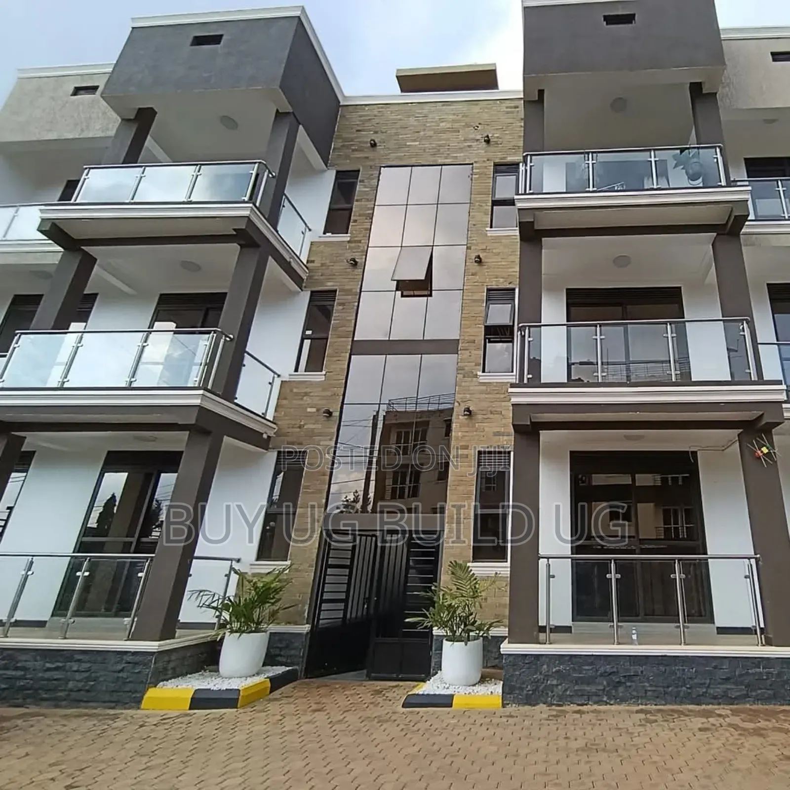 2bdrm Apartment in Kira Mamelto Road for sale in Kira