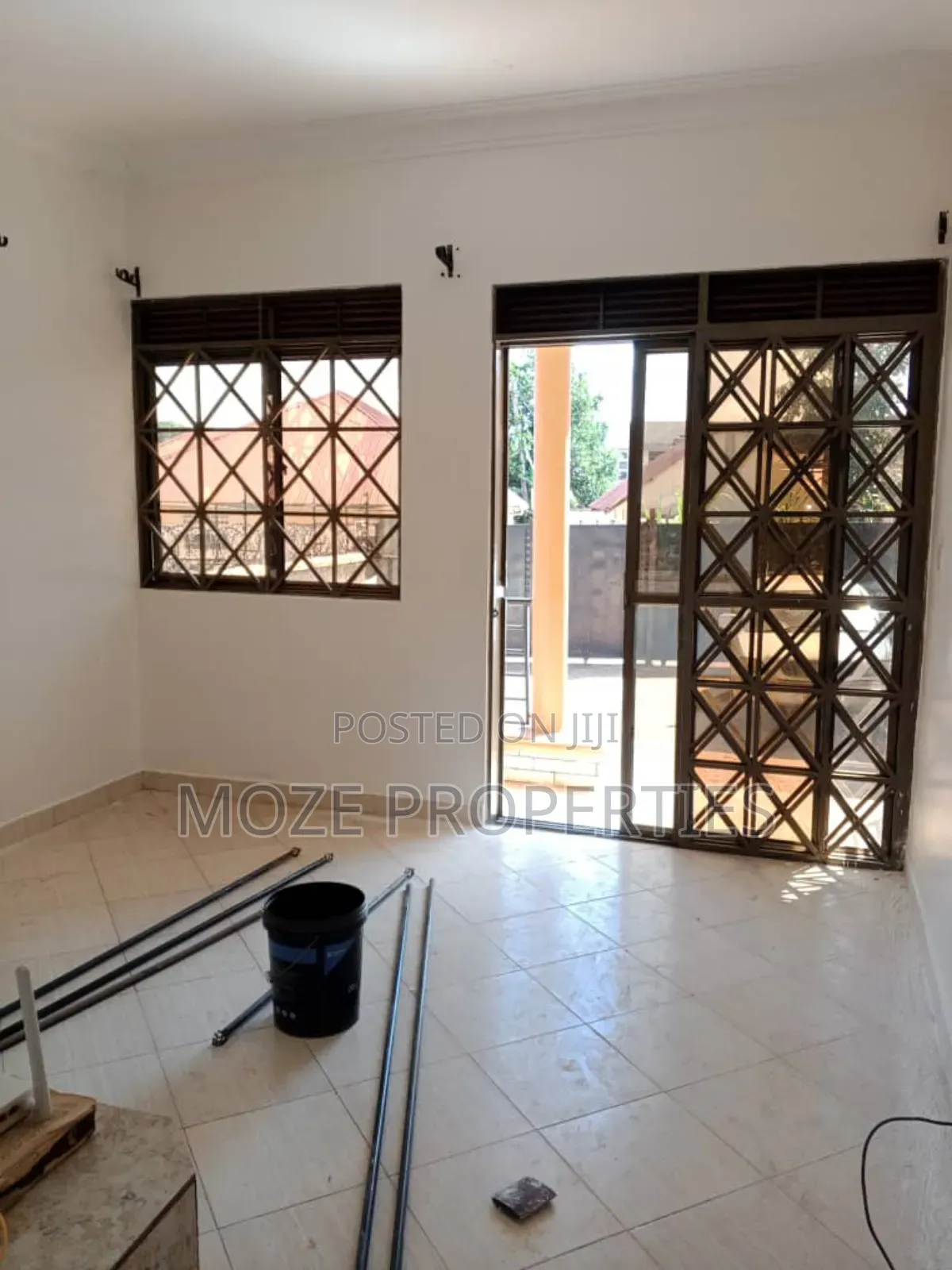 1bdrm Bungalow in Kyaliwajala Kira., Central Division for rent in Central Division
