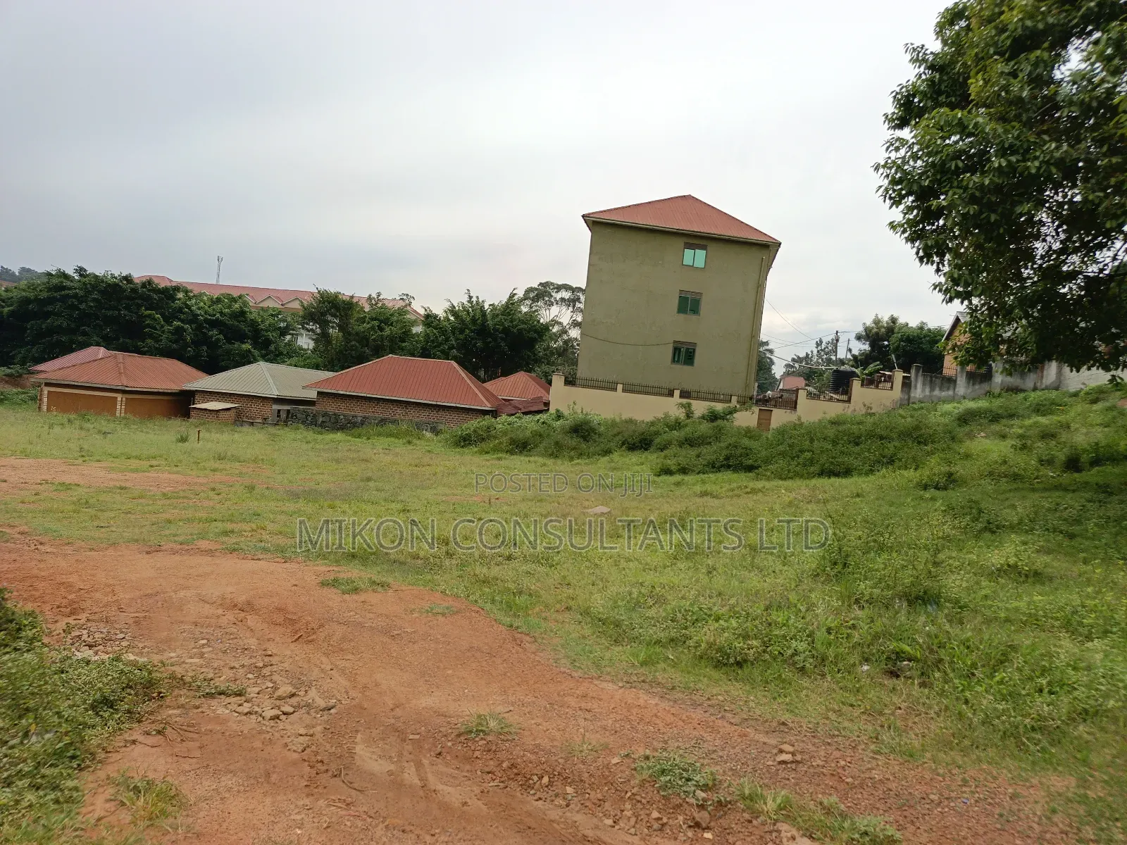 An Acre of Land in Kawempe Tula on Sale. in Kawempe