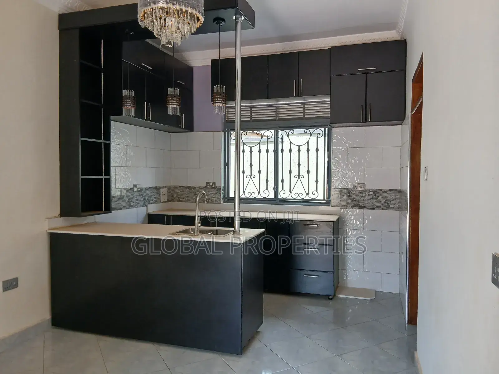 1bdrm Bungalow in Bweyogerere, Central Division for rent in Central Division