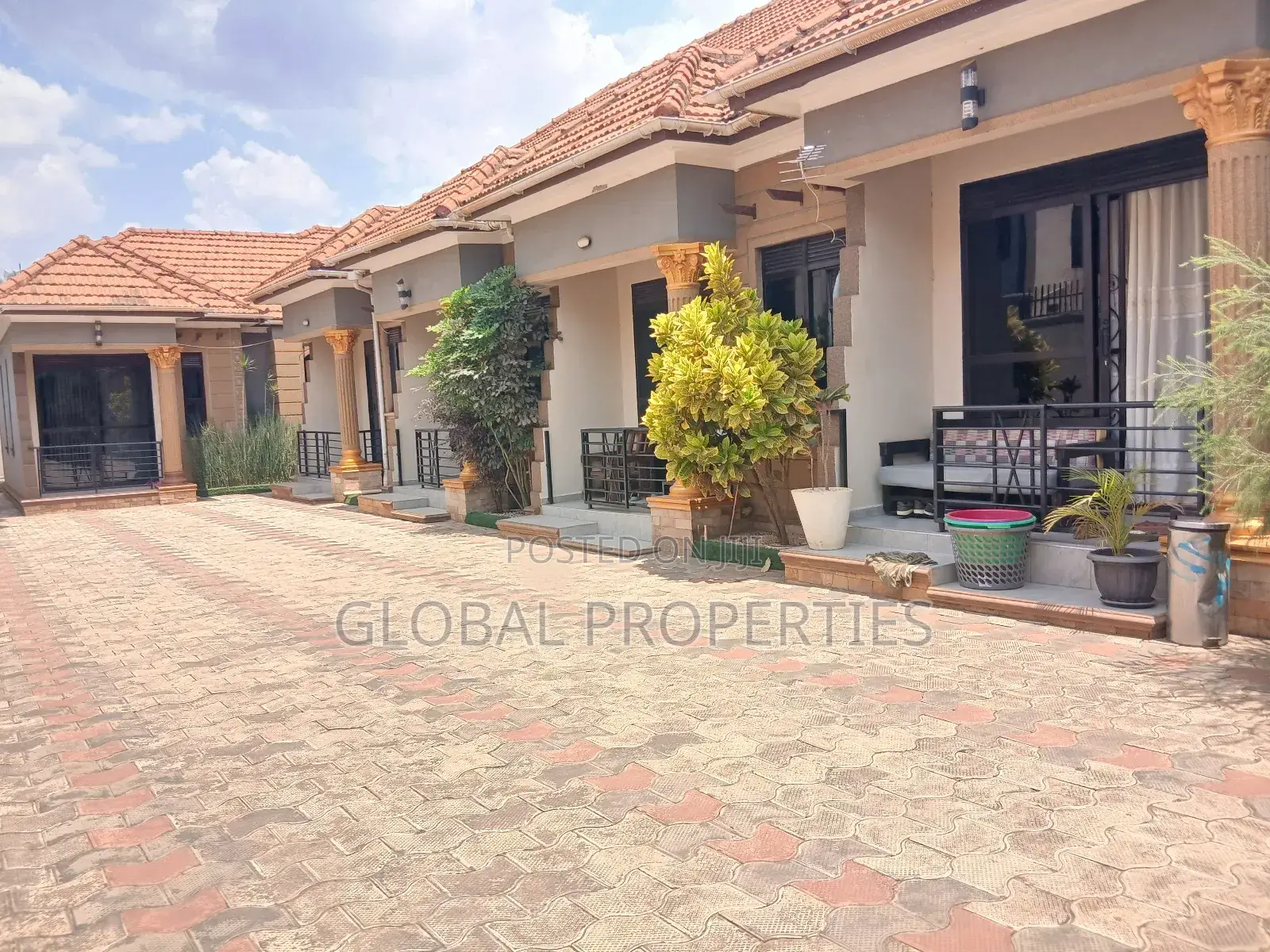 1bdrm Bungalow in Najjera Kira Rd, Central Division for rent in Central Division