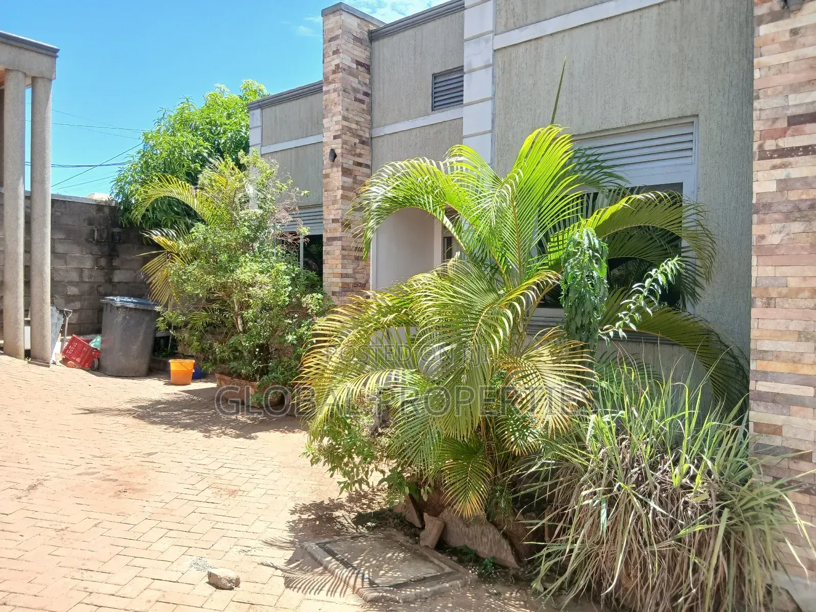 2bdrm Bungalow in Mbalwa, Central Division for rent in Central Division