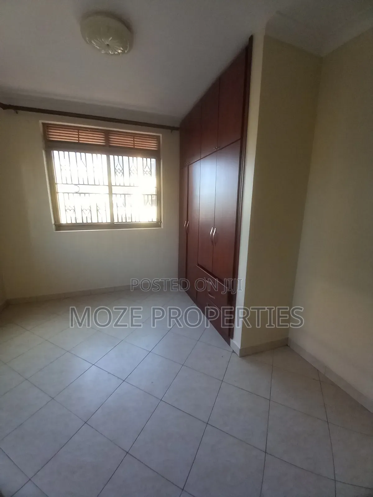 2bdrm Bungalow in Kyaliwajala Kira., Central Division for rent in Central Division