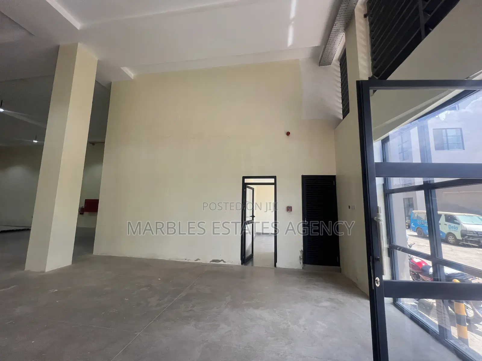 Warehouse and Showroom for Rent in at Industrial Area. in Central Division