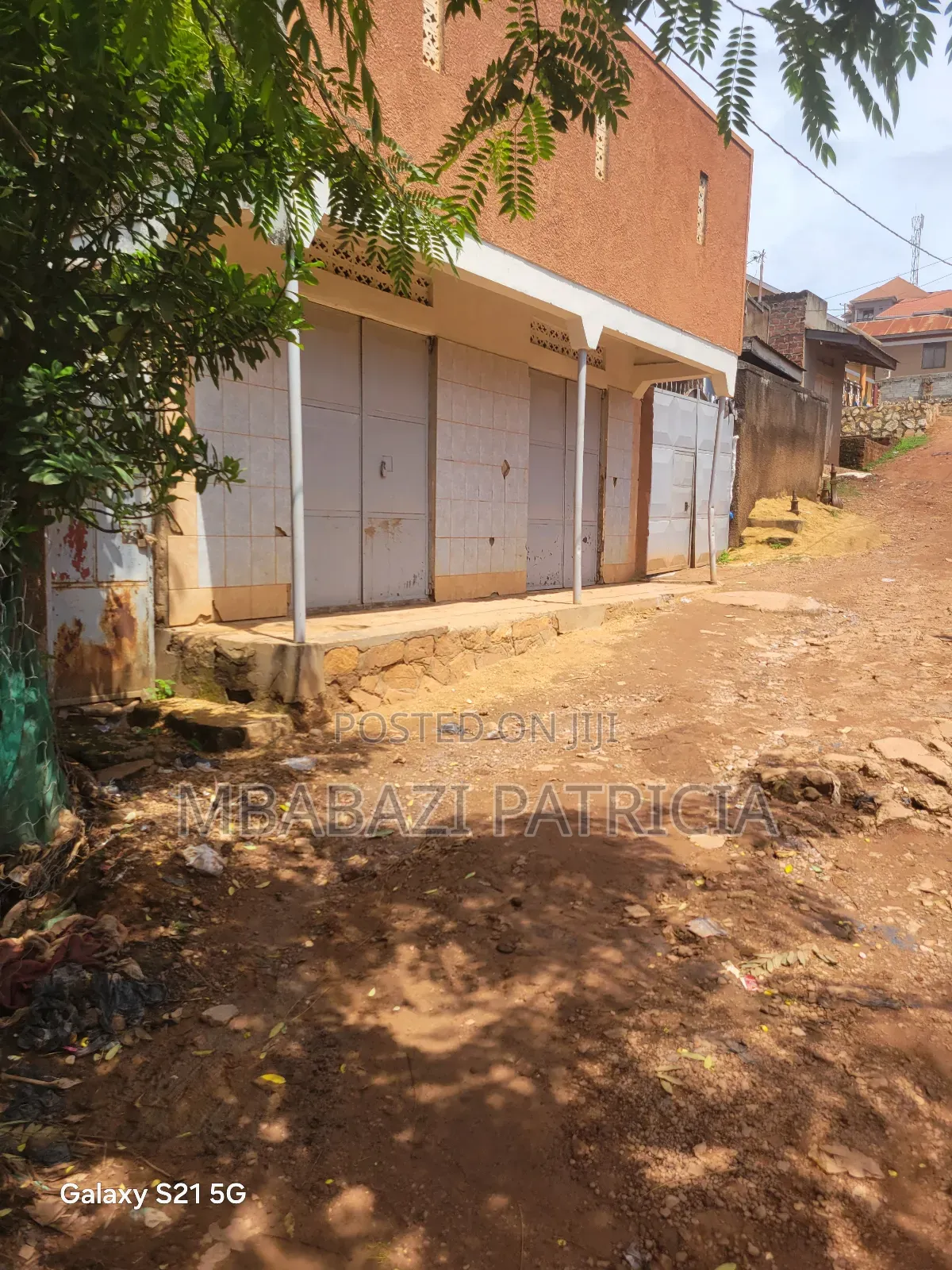 12bdrm House in Lugoba, Kawempe for sale in Kawempe