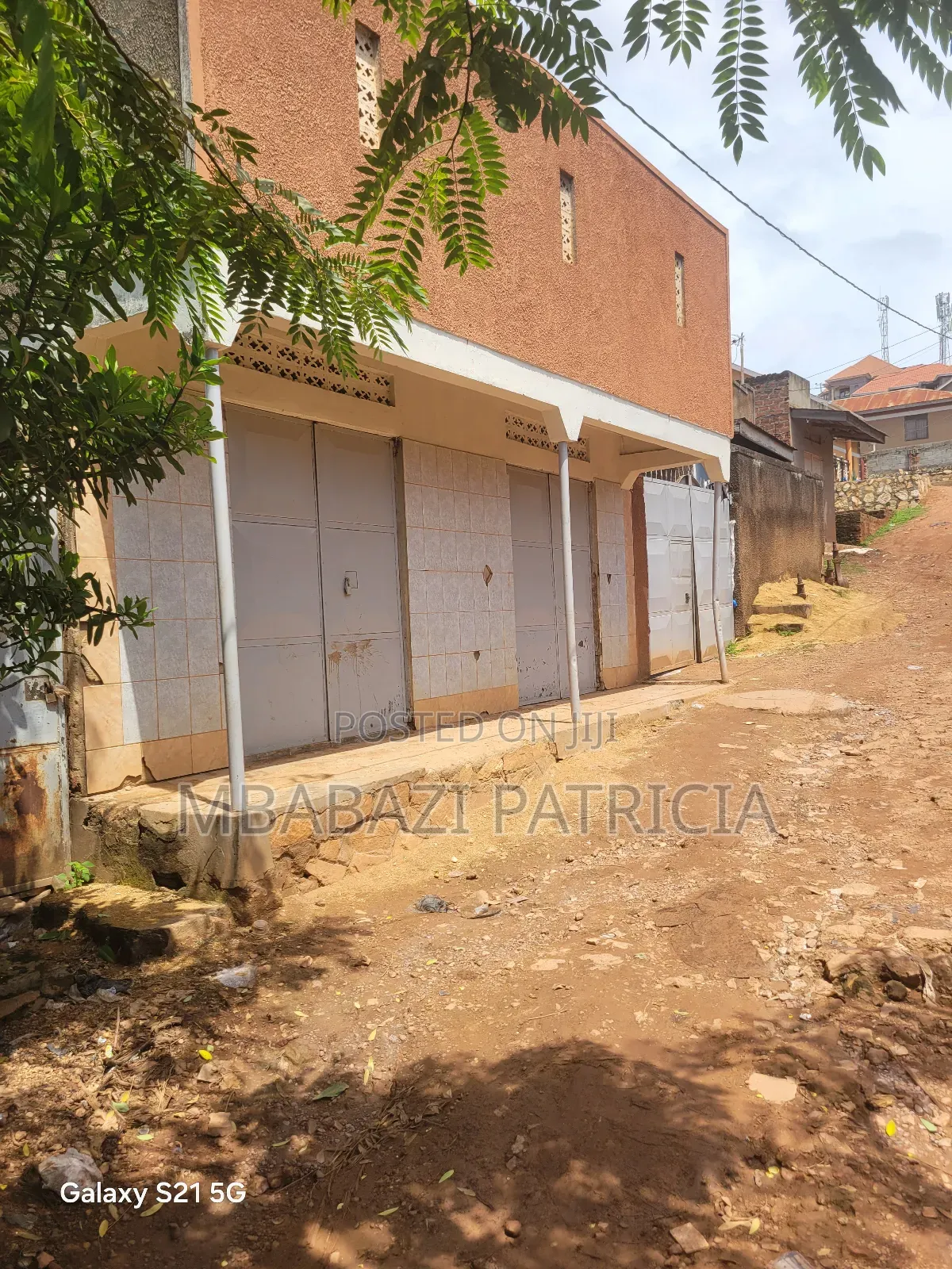 12bdrm House in Lugoba, Kawempe for sale in Kawempe