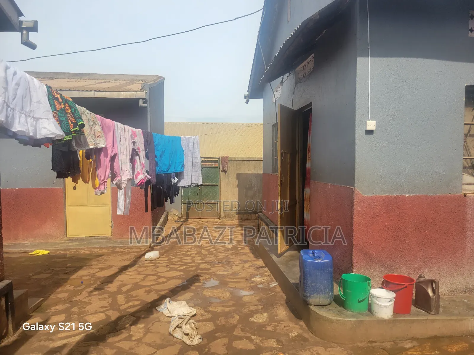 16bdrm House in Kawempe Lugoba for sale in Kawempe