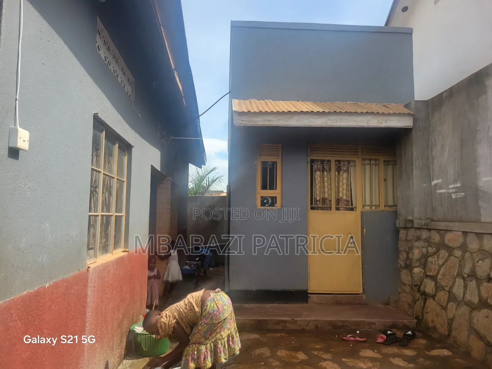 16bdrm House in Kawempe Lugoba for sale in Kawempe