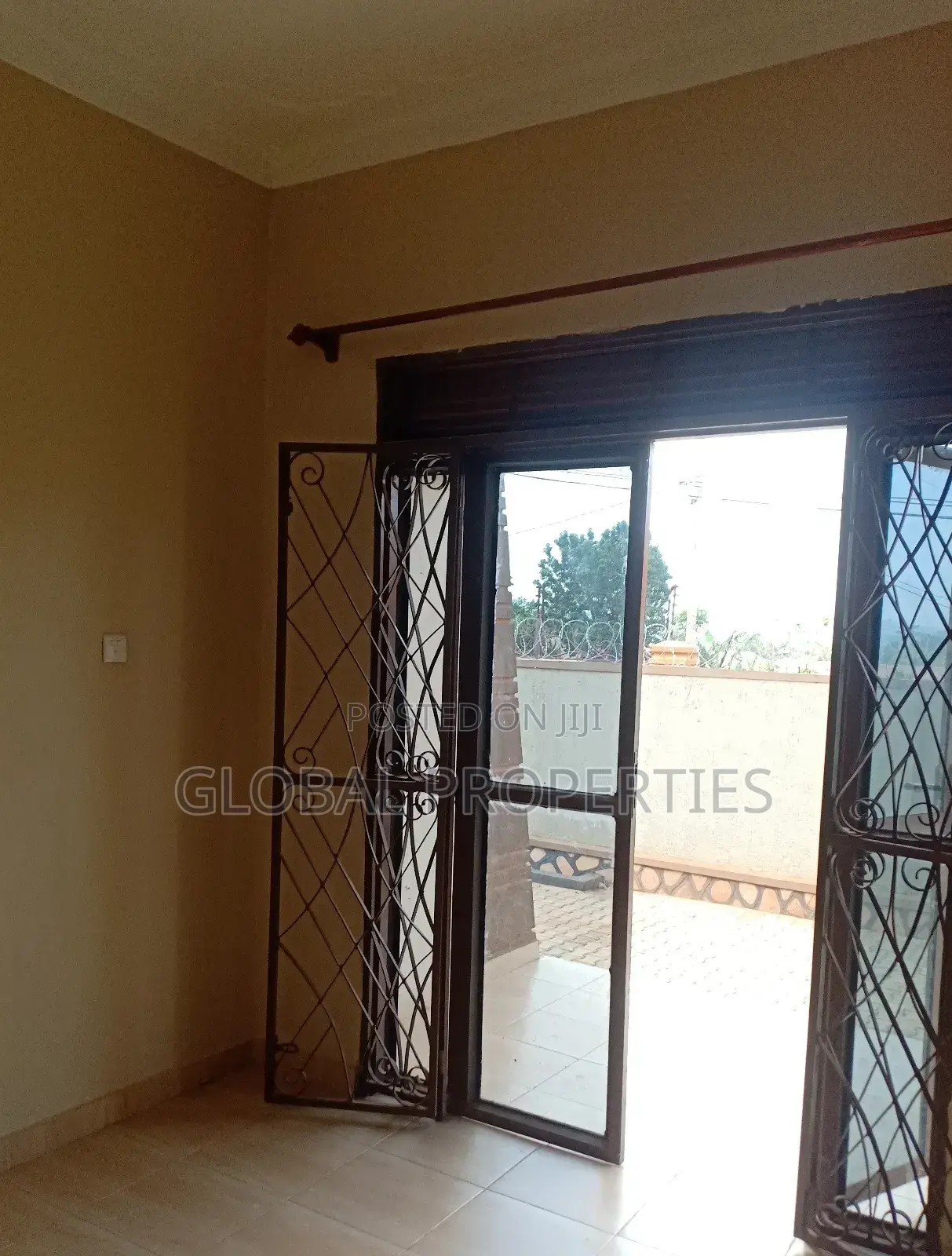 1bdrm Bungalow in Kira, Central Division for rent in Central Division