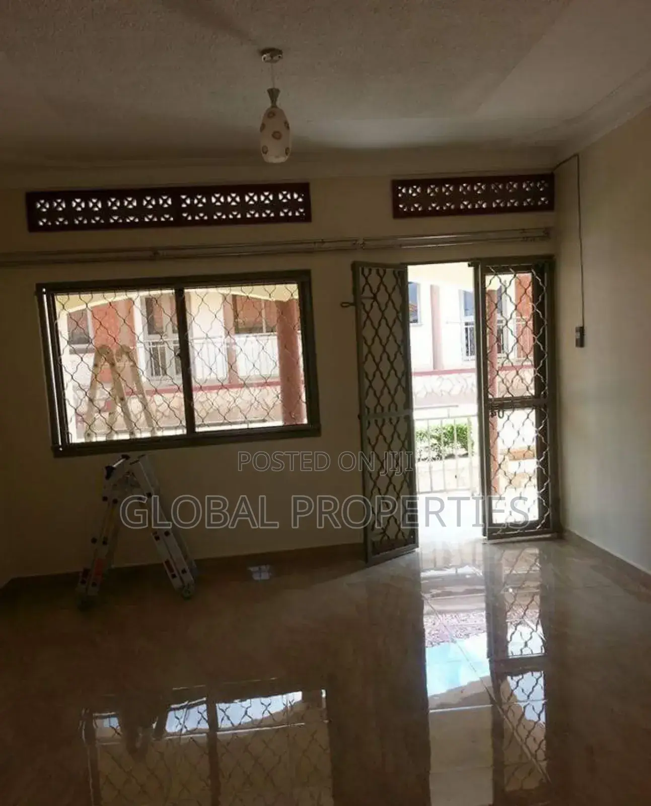 2bdrm Bungalow in Mbalwa, Central Division for rent in Central Division