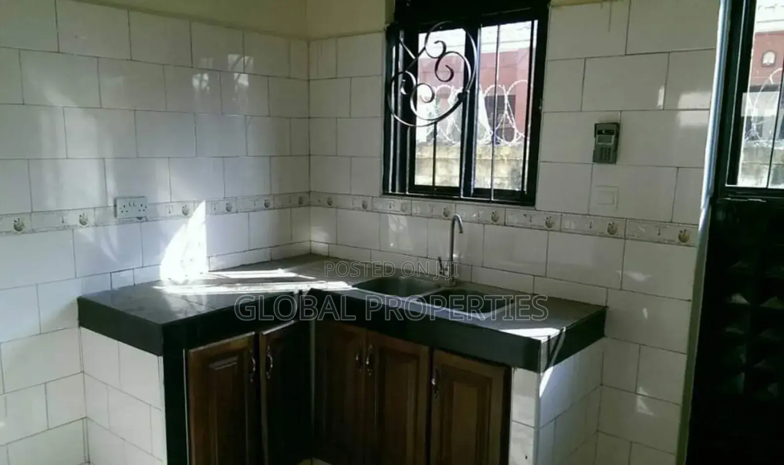 1bdrm Bungalow in Kira, Central Division for rent in Central Division