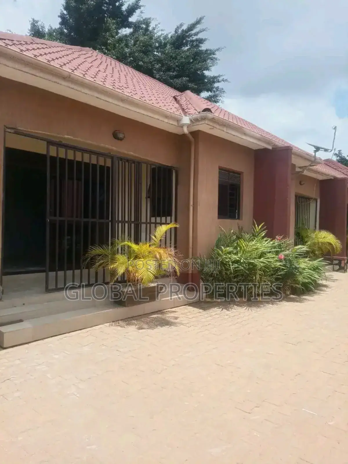1bdrm Bungalow in Mbalwa, Central Division for rent in Central Division