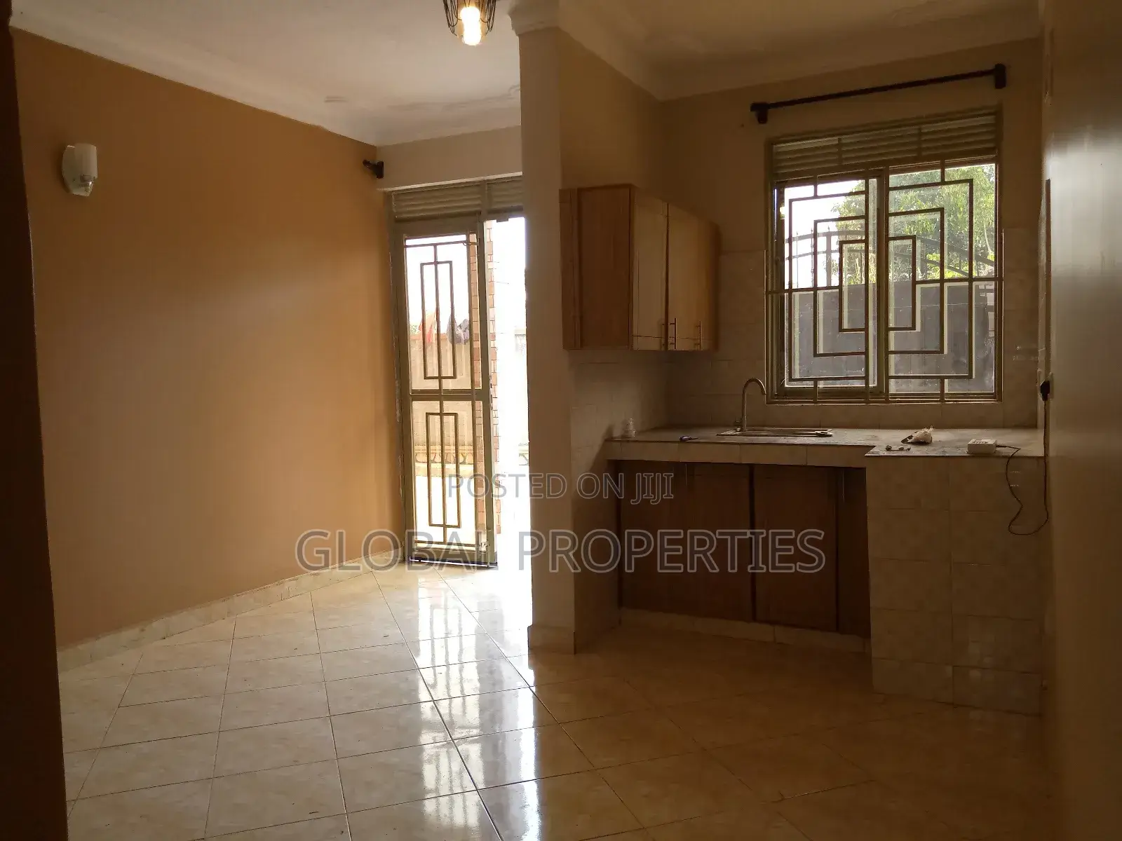 1bdrm Apartment in Mbalwa, Central Division for rent in Central Division