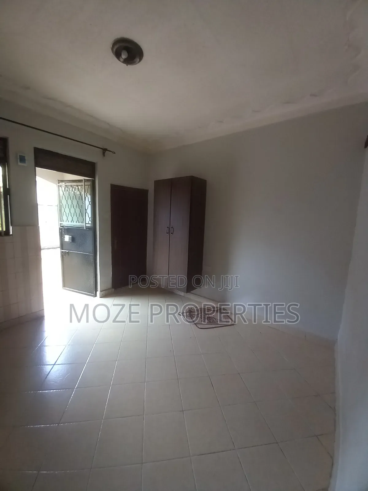 Studio Apartment in Kyaliwajala, Central Division for rent in Central Division