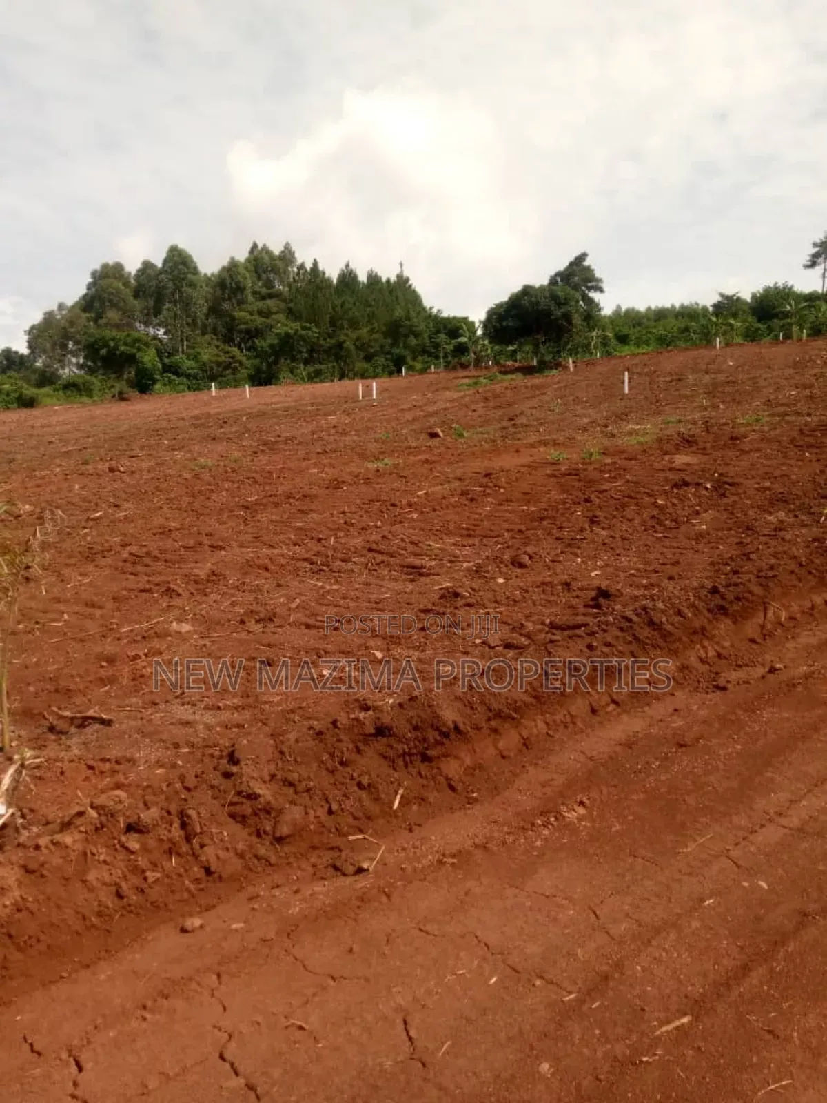 Nakawuka Bulwanyi Town New Prime Estate With Private Title in Central Division